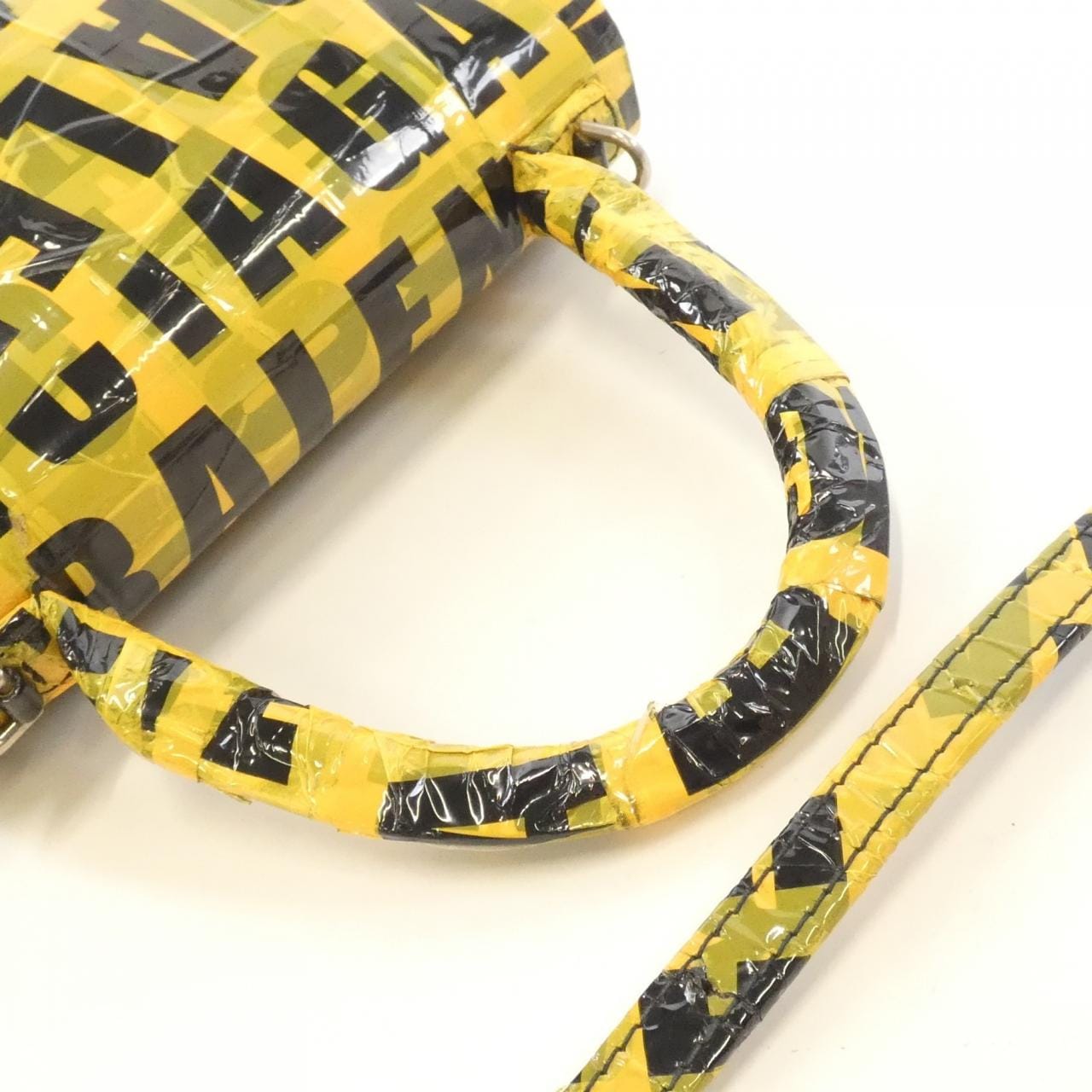 バレンシアガ アワーグラス スモール 593546 210MO バッグ