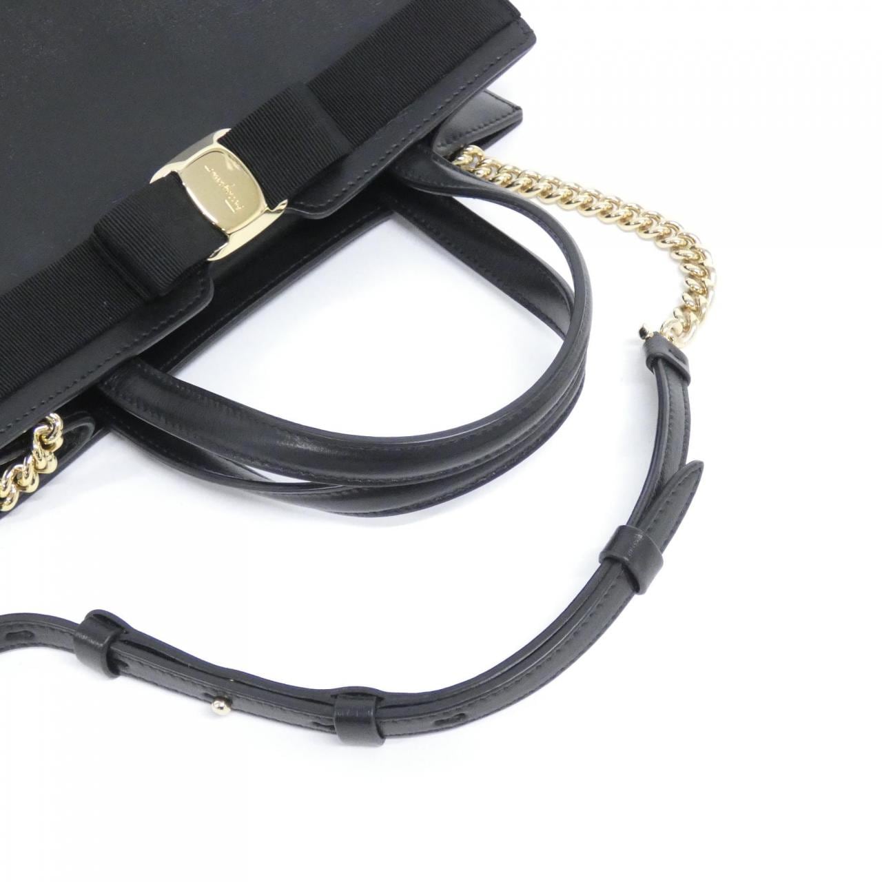 サルヴァトーレフェラガモ 21 I290 バッグ