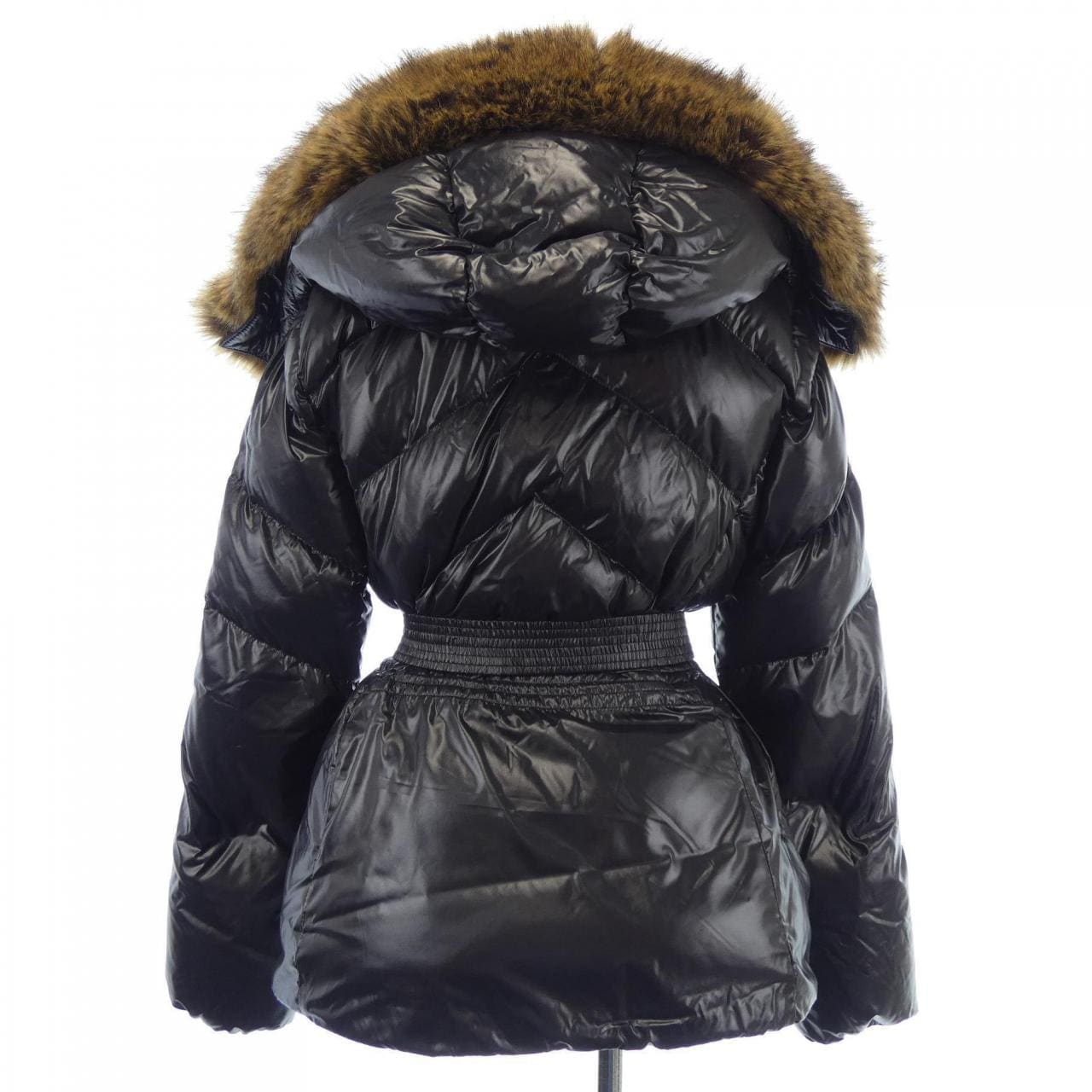 モンクレール MONCLER ダウンジャケット