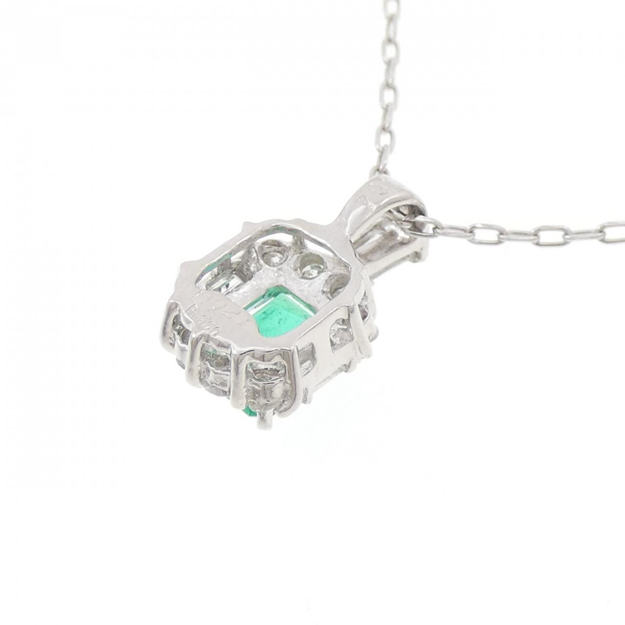 PT900/PT850祖母綠項鏈0.64CT