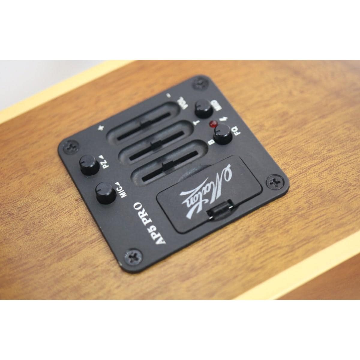 ＭＡＴＯＮ　ＥＢＧ８０８　ＴＯＭＭＹ　ＥＭＭＡＮＵＥＬ