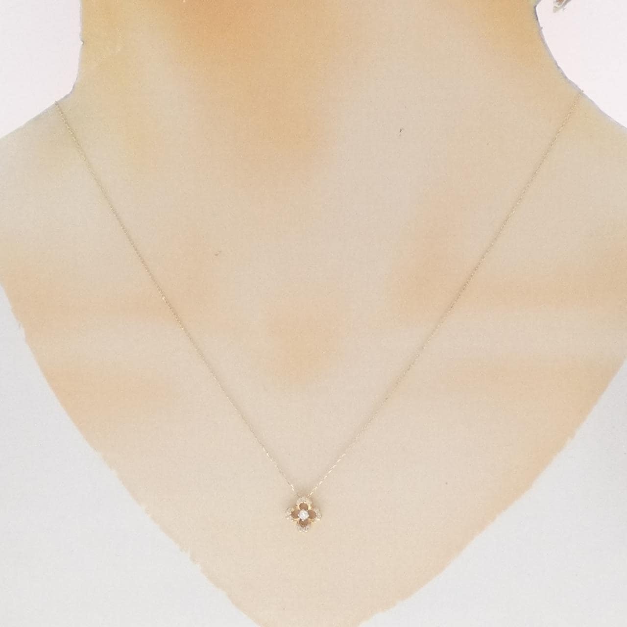 K10YG フラワー ダイヤモンド ネックレス 0.10CT