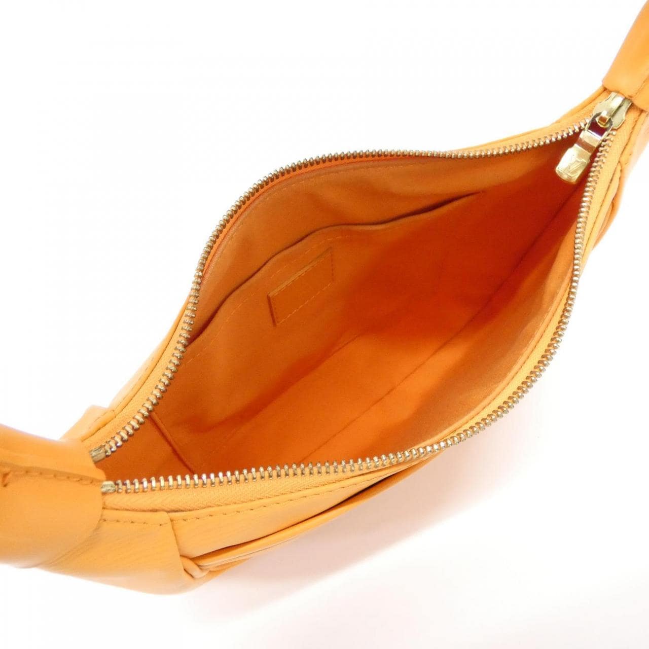 ルイヴィトン エピ マッツィー M5897H ショルダーバッグ