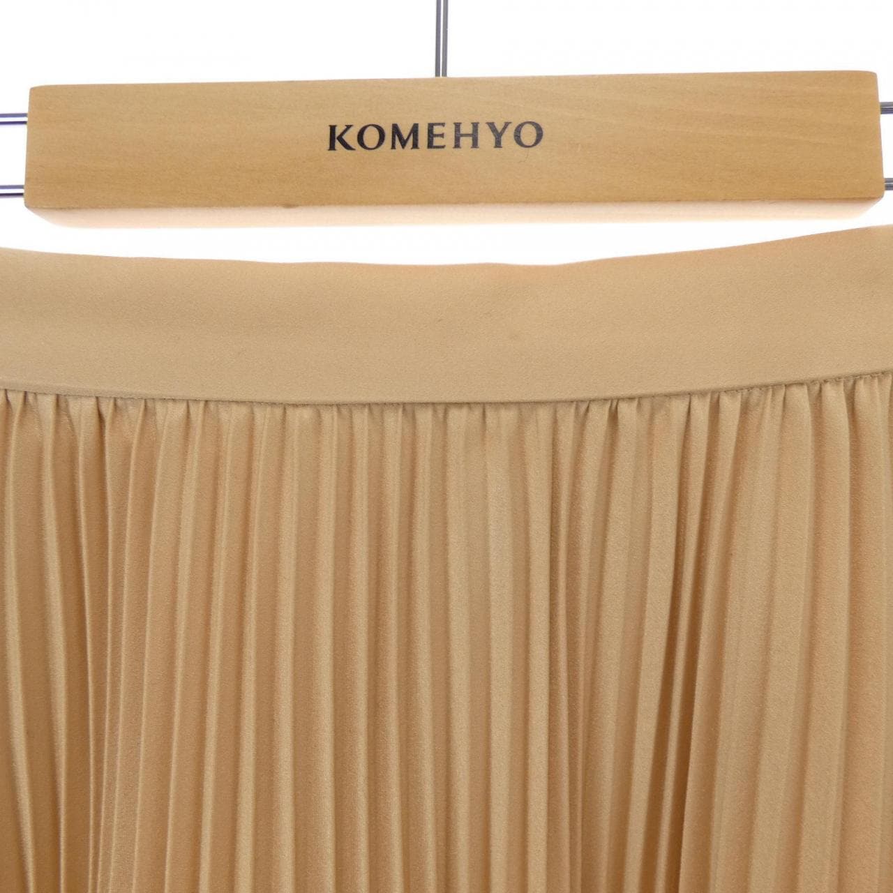 クリーナ CLEANA スカート