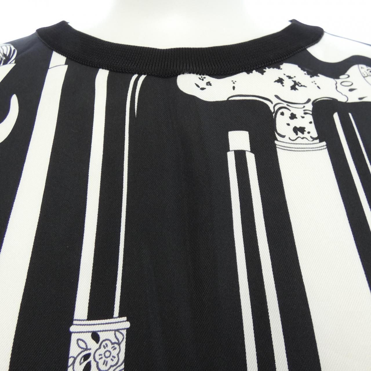 エルメス HERMES トップス