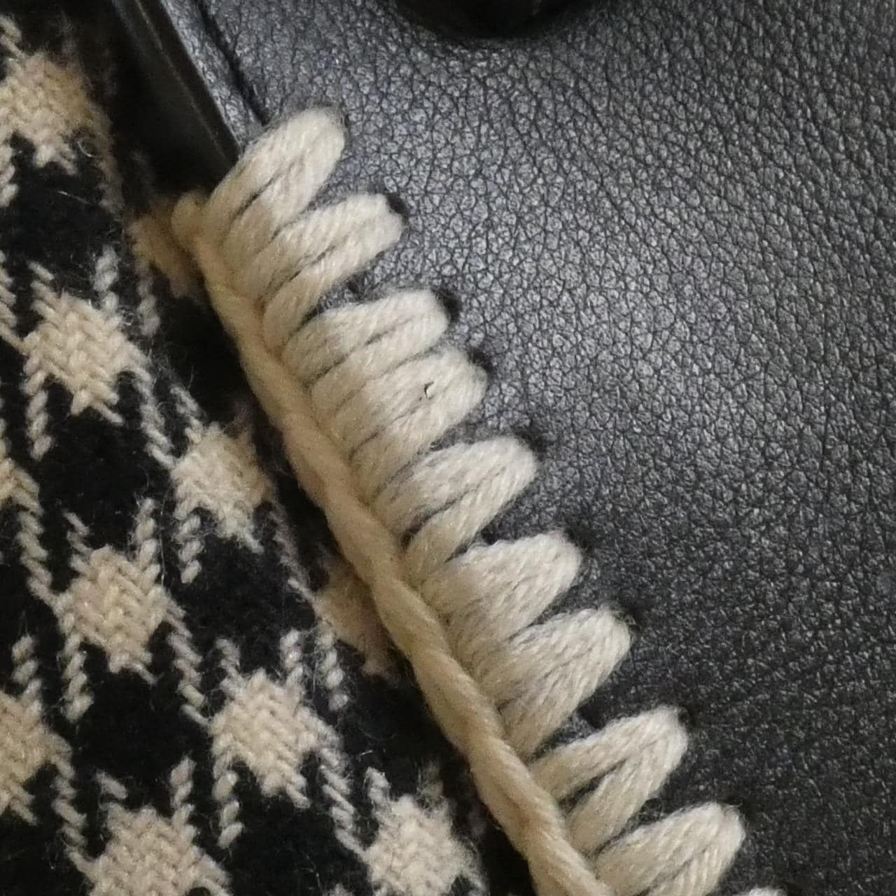 ロエベ ハンモック スモール 387 49 S35 ショルダーバッグ