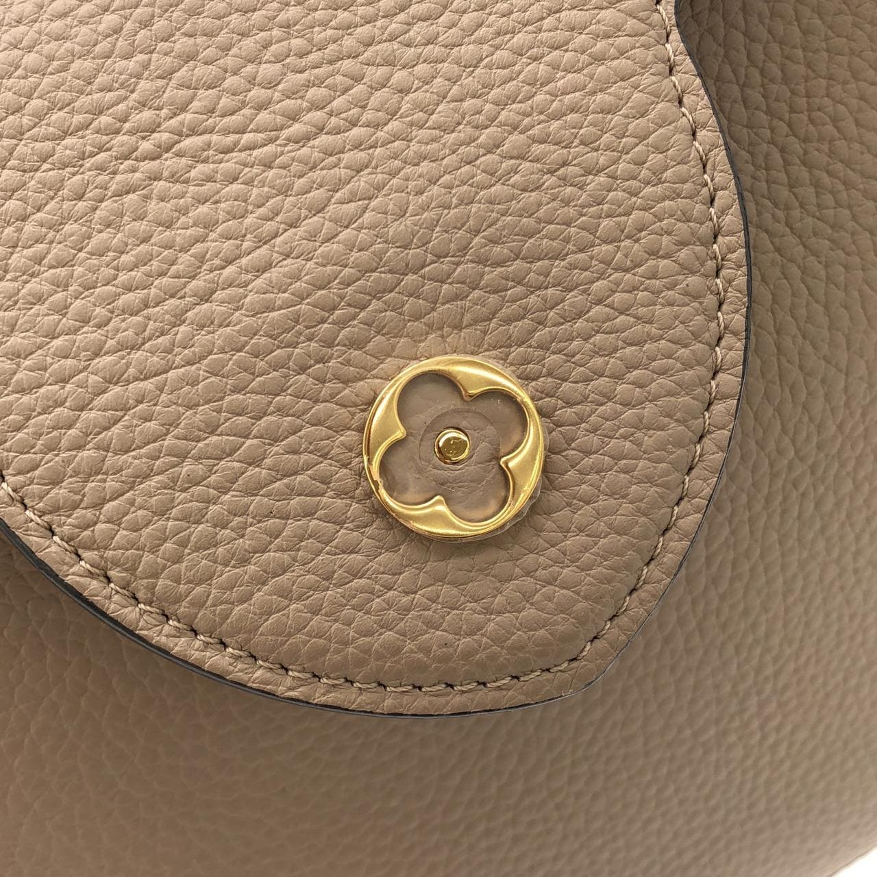 ルイヴィトン エキゾチックレザー カプシーヌ MM N92802 バッグ