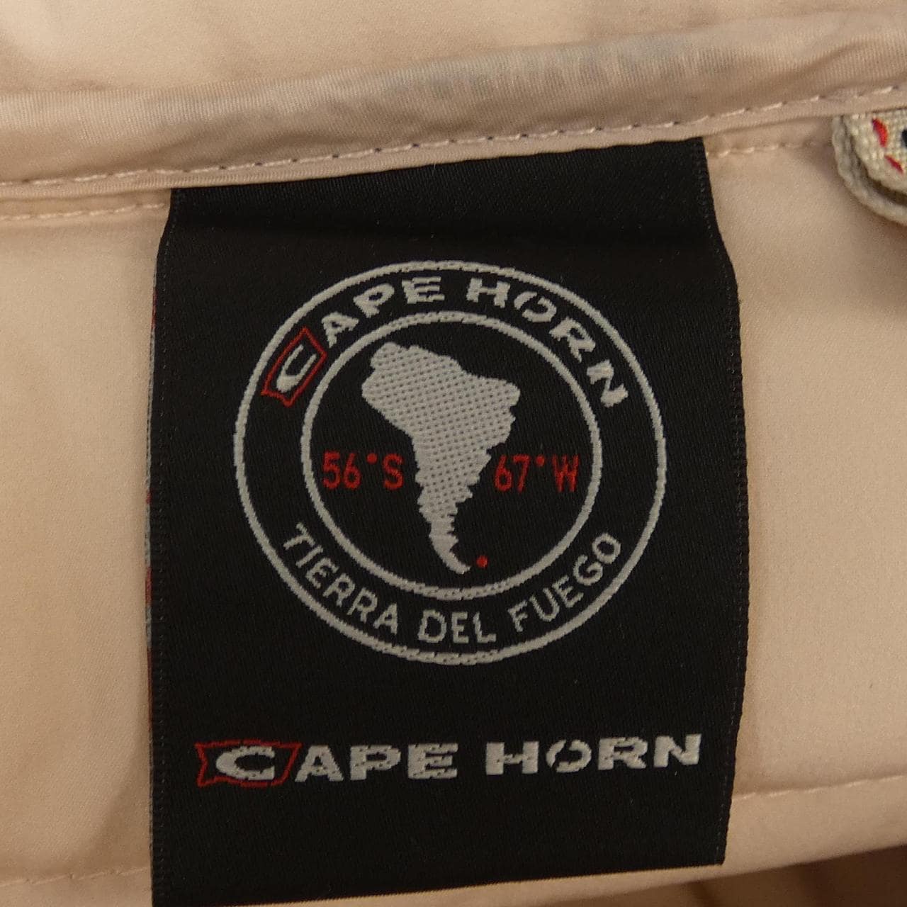 ケープホーン CAPE HORN ダウンジャケット