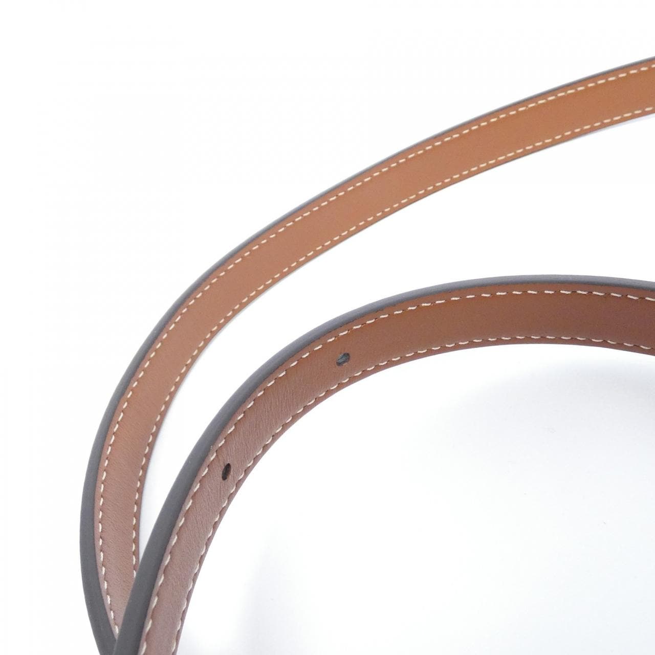 【新品】セリーヌ スモール バケット キュイル トリオンフ 113783DU3 ショルダーバッグ