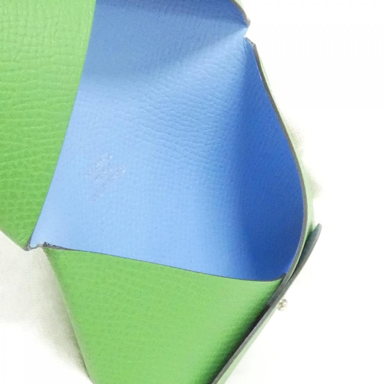 エルメス カルヴィ ヴェルソ 078475CK カードケース