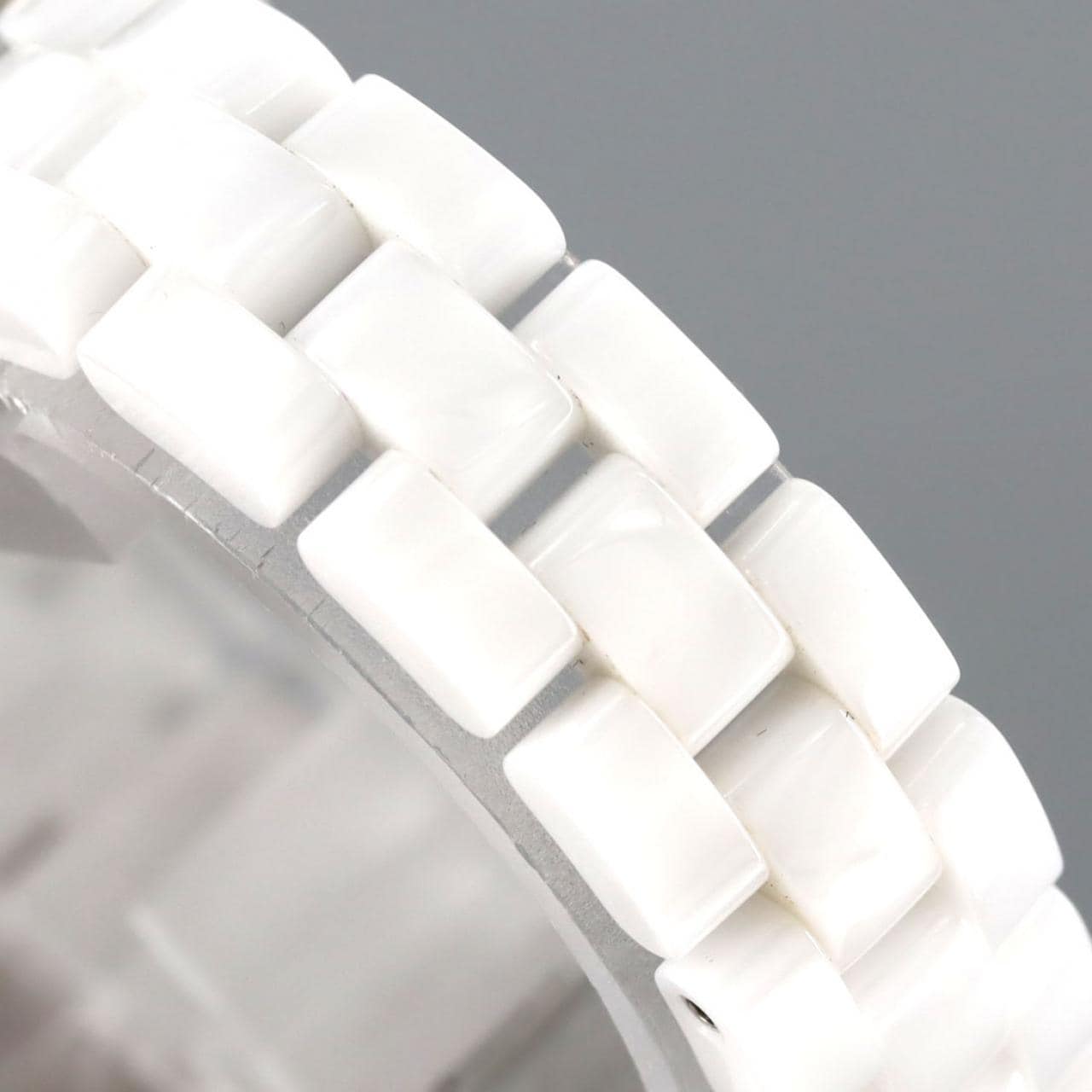 シャネル J12 29mmセラミック･8P H2570 セラミック クォーツ