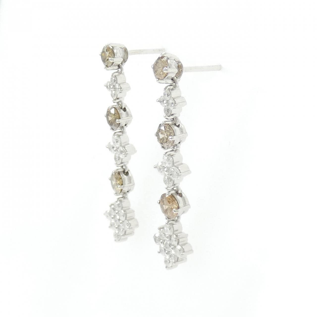 K18WG ダイヤモンド ピアス 2.60CT