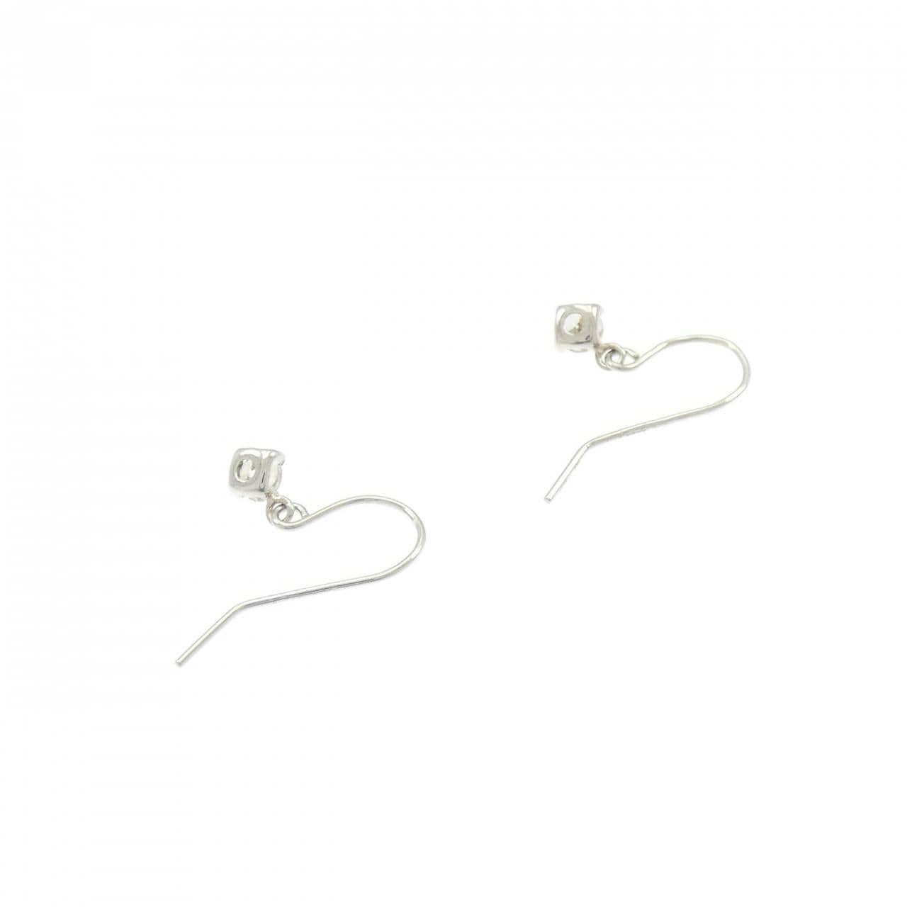 PT900 ダイヤモンド ピアス 0.16CT