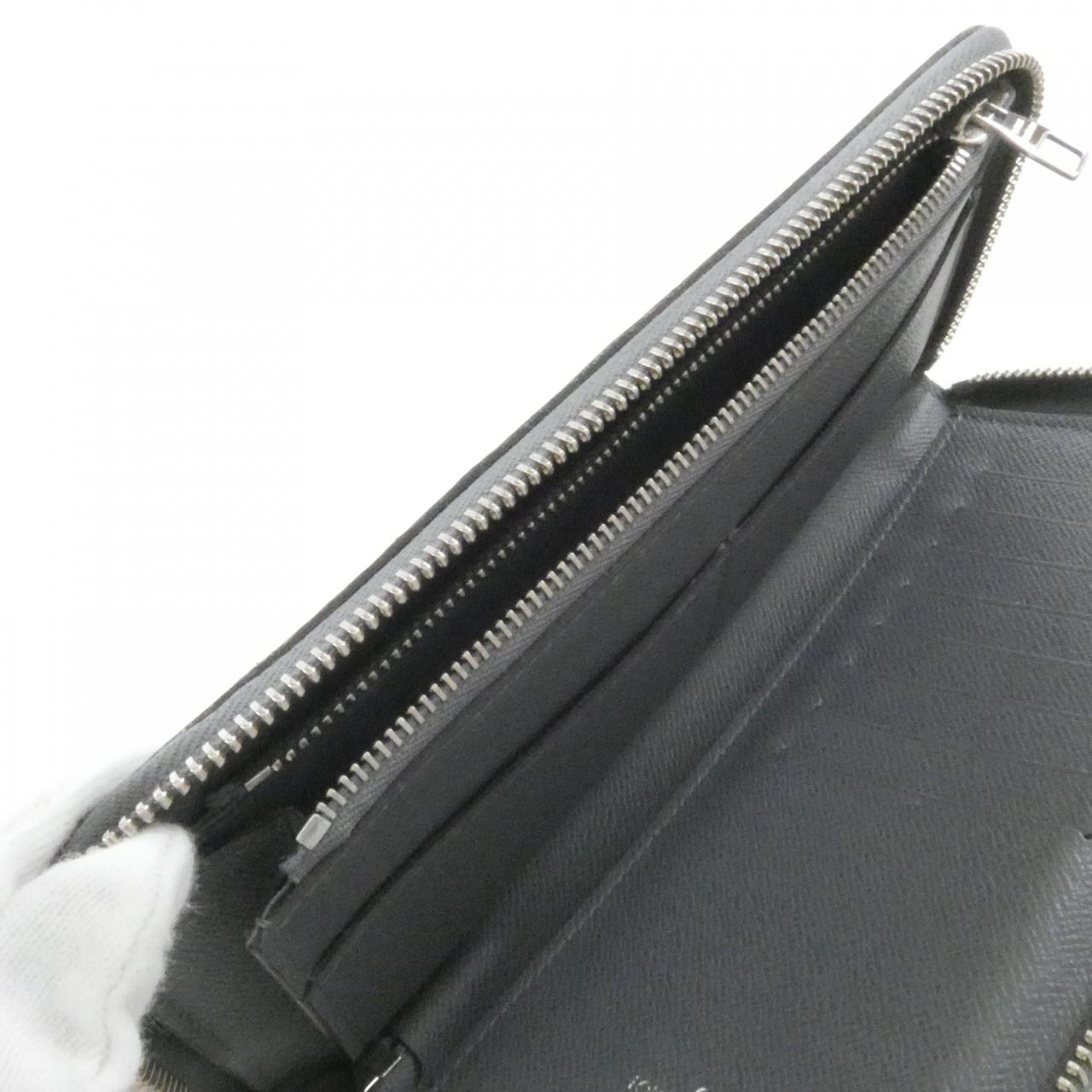 ルイヴィトン タイガ ジッピー ウォレット ヴェルティカル M32601 財布
