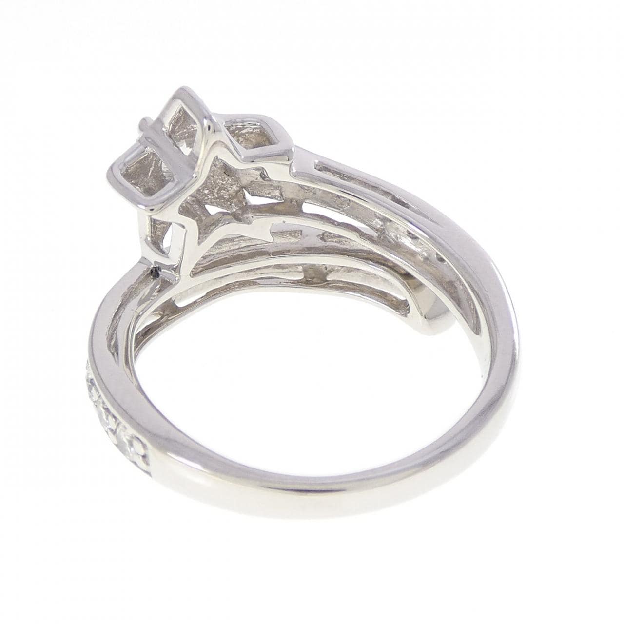 PT900 スター ダイヤモンド リング 0.312CT