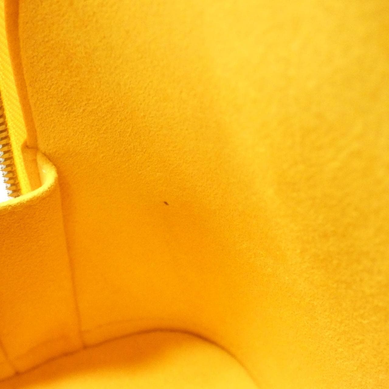 ルイヴィトン エピ アルマBB M40866 バッグ