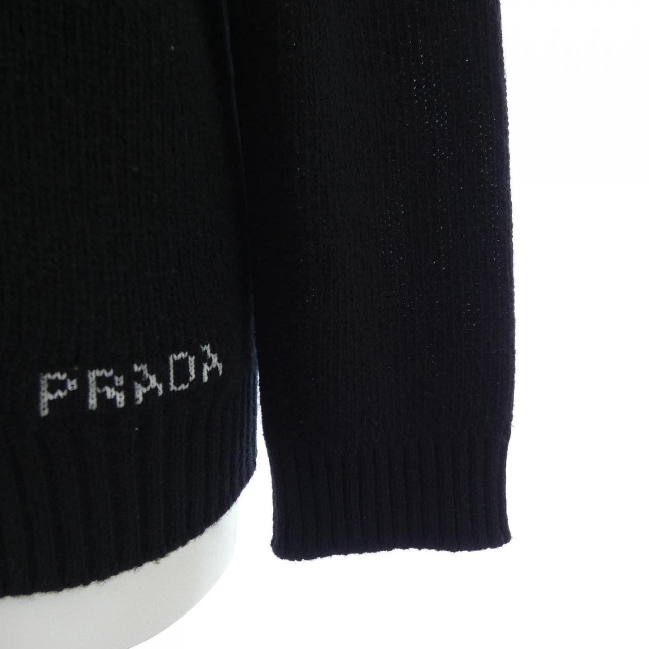 プラダ PRADA P25I56 R212 1Z82 カーディガン