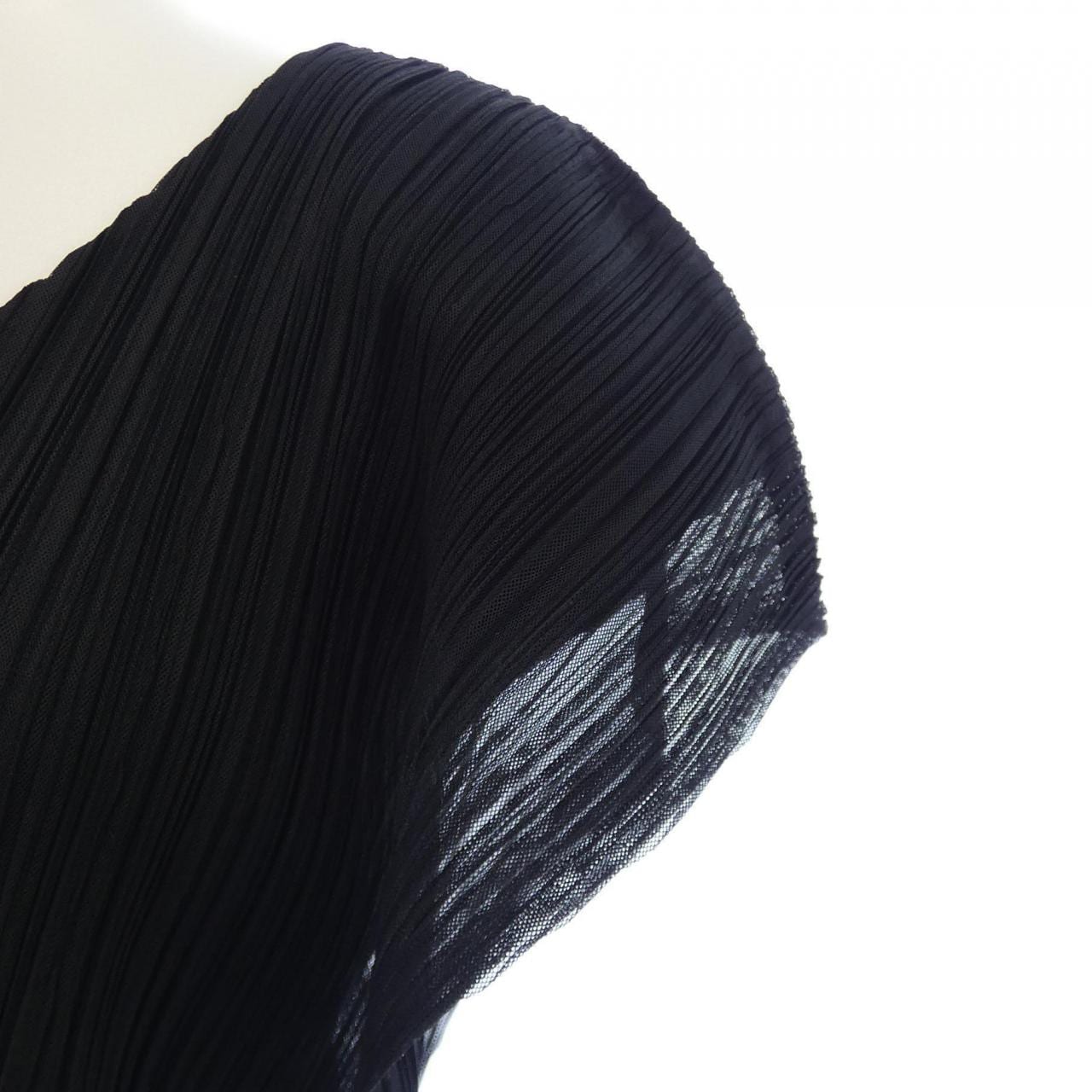 百褶百褶PLEATS PLEASE PP33-JK623上衣