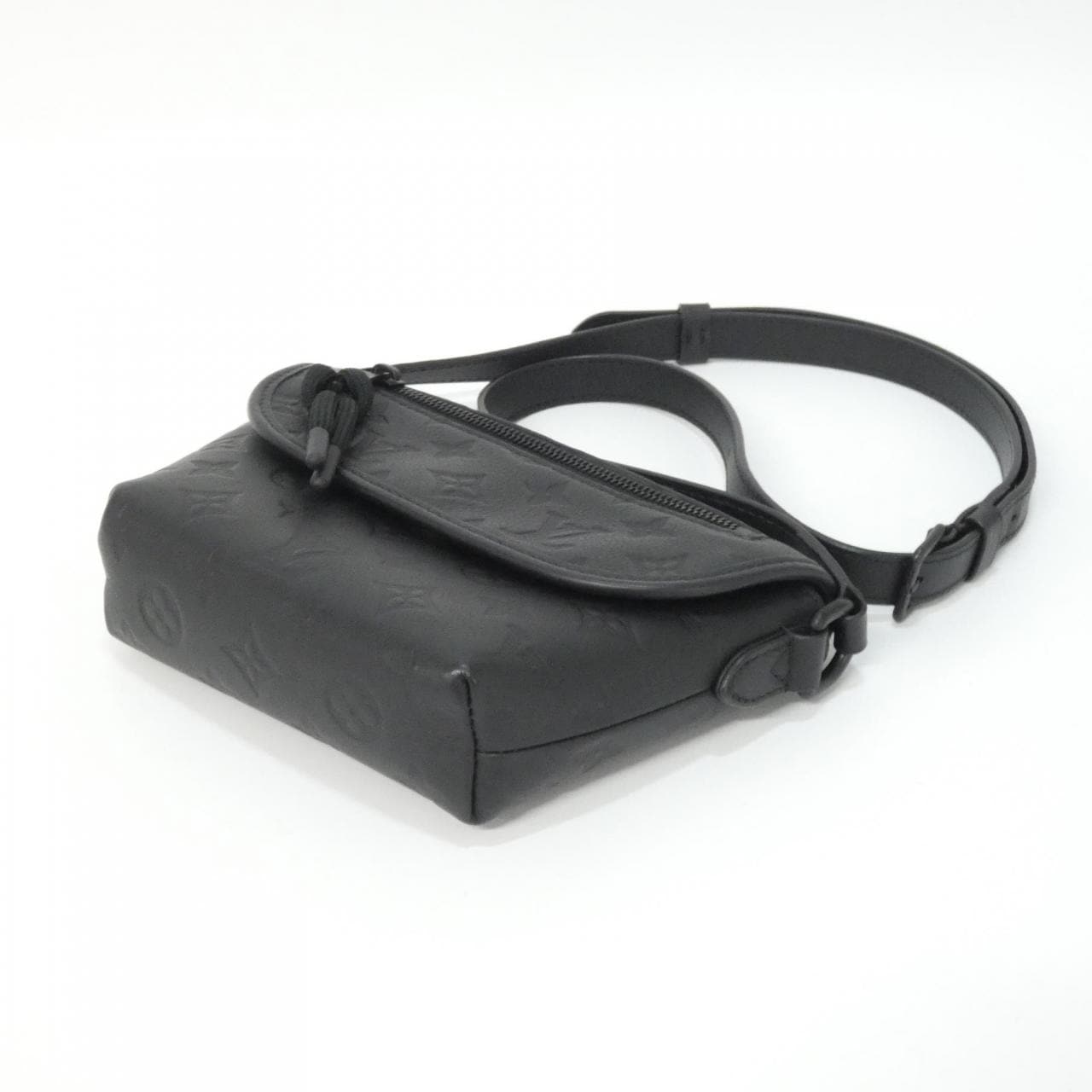 ルイヴィトン モノグラム シャドウ パルス ウェアラブル ウォレット M12636 ショルダーバッグ