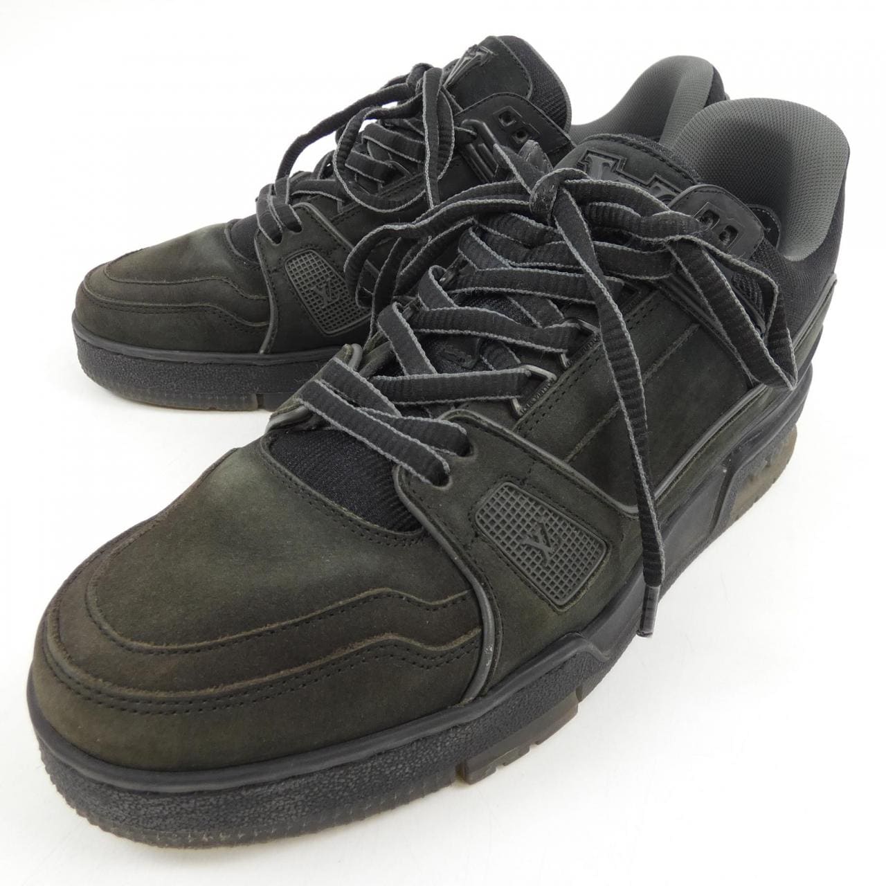 ルイヴィトン LOUIS VUITTON LVトレイナー スニーカー