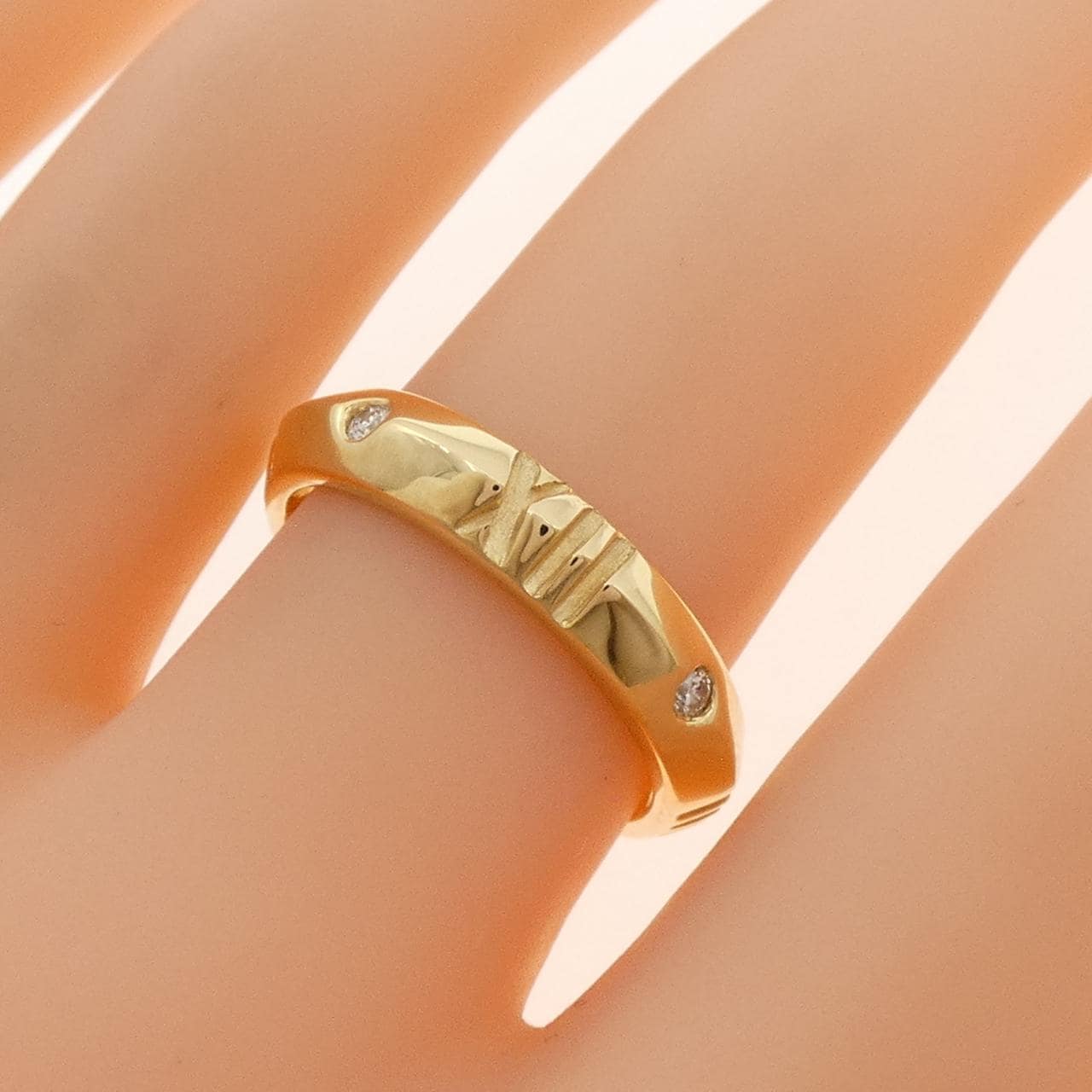 ティファニー アトラス Xクローズド ナロー リング 0.10CT