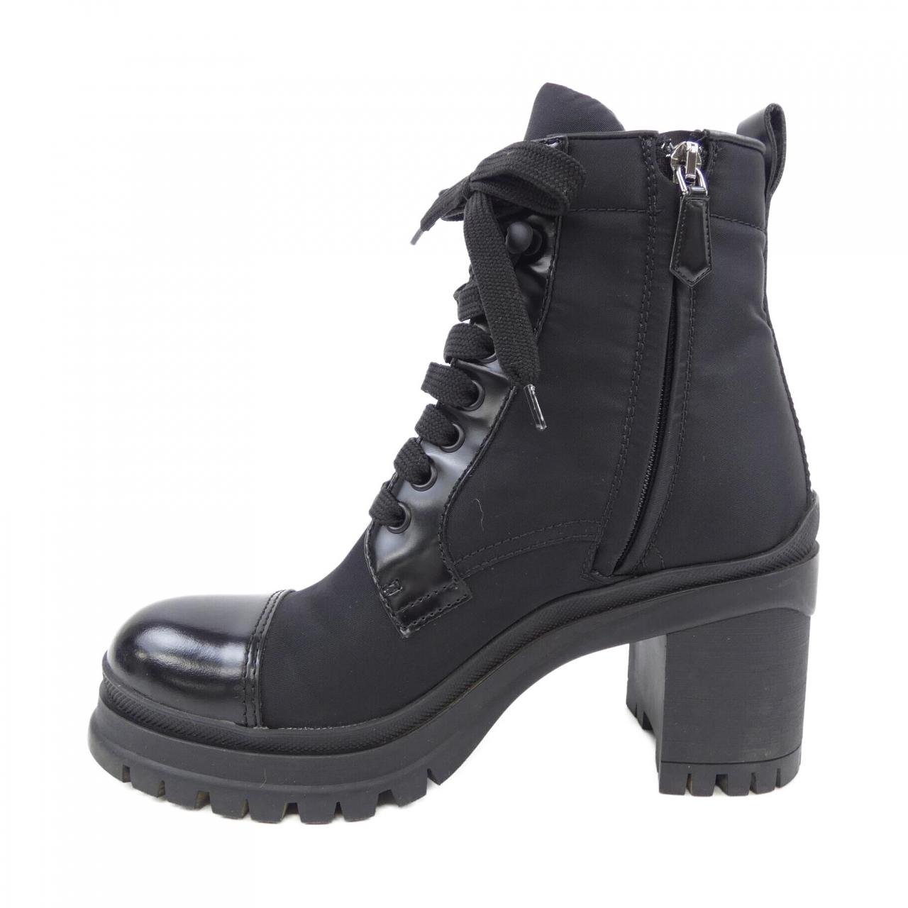 プラダ PRADA トライアングルロゴ RE-NYRON 1T708M ブーツ