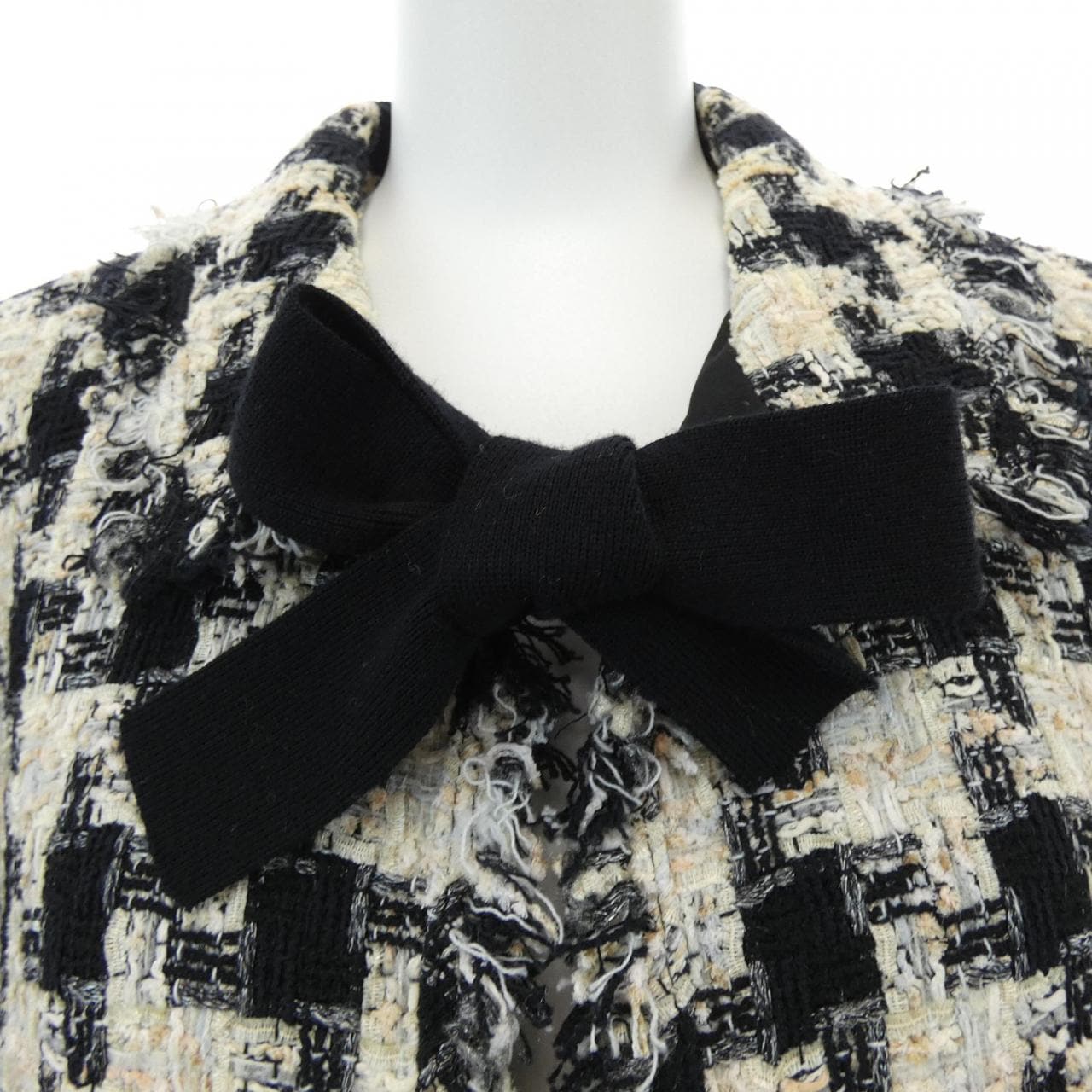 シャネル CHANEL P23947V14152 04A ジャケット
