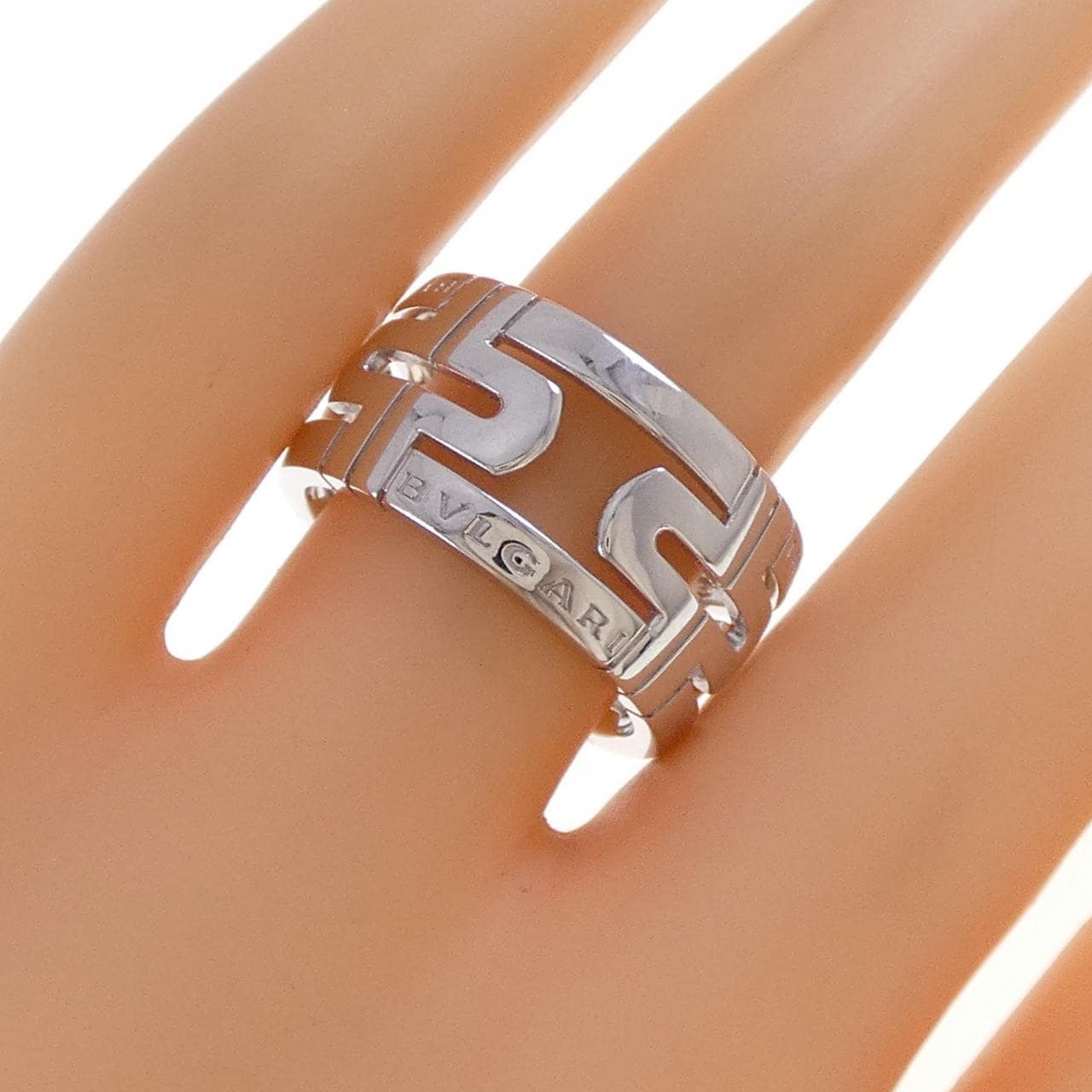 ブルガリ パレンテシ ラージ リング