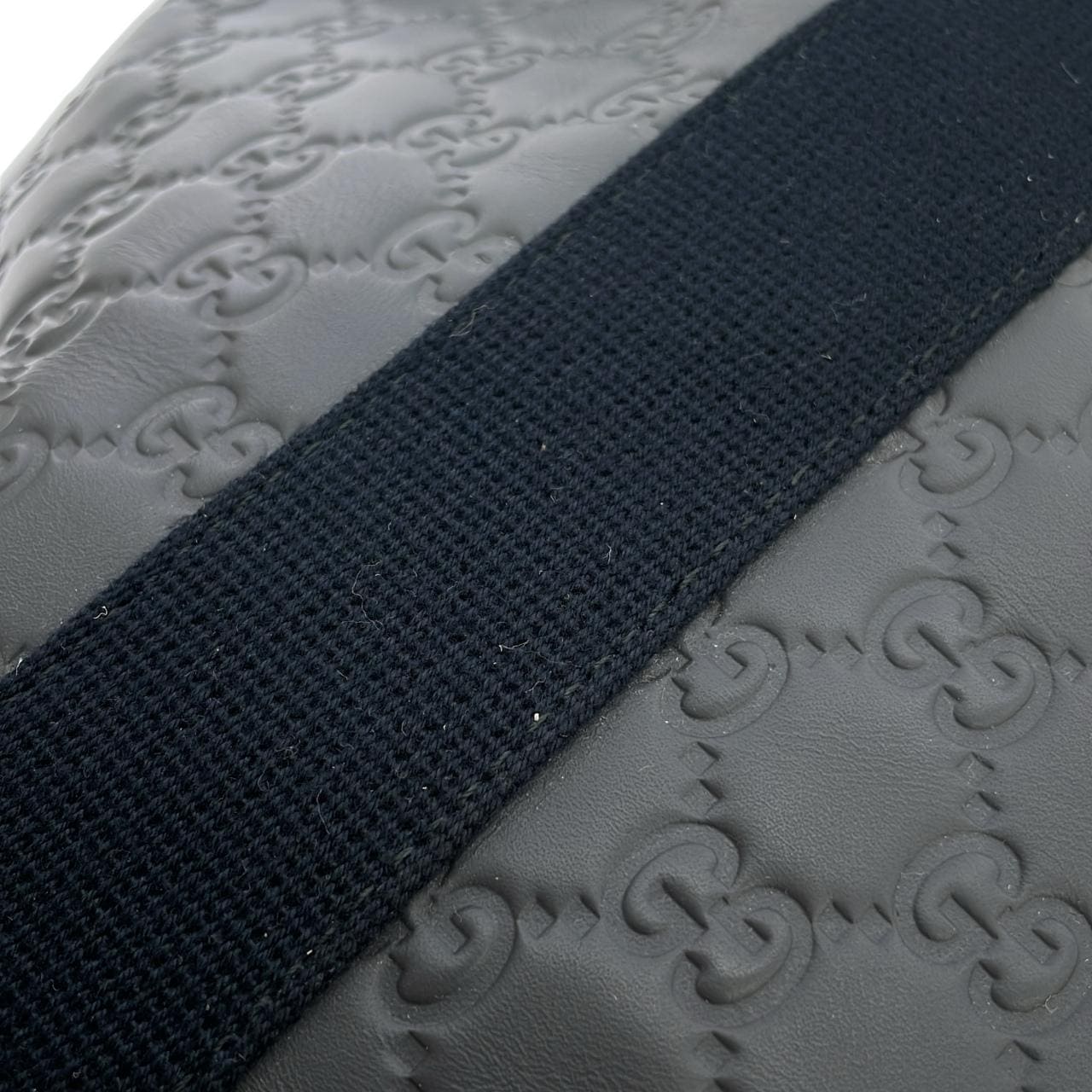 グッチ 268175 AF65N バッグ