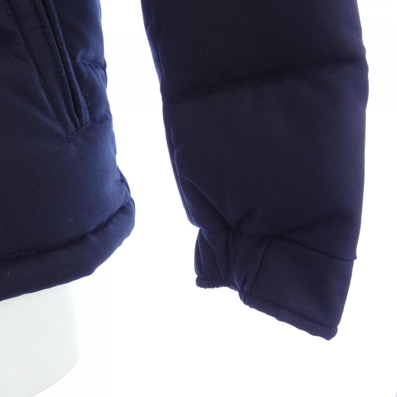 モンクレール MONCLER ダウンジャケット