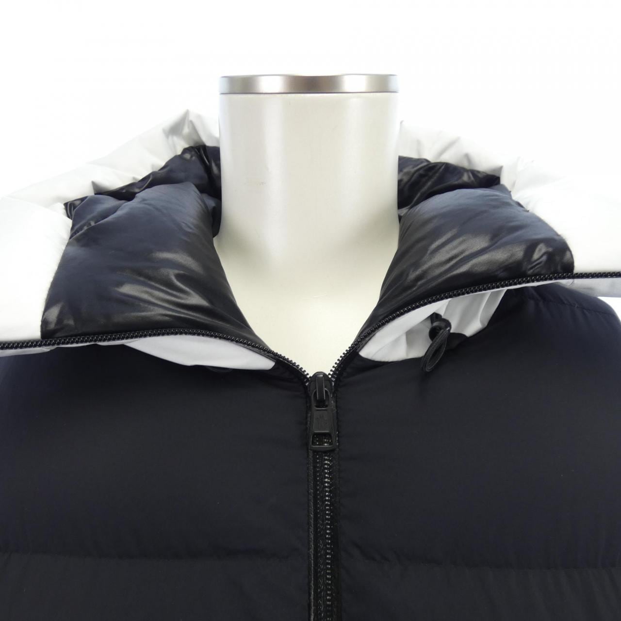 モンクレール MONCLER EUSTACHE ダウンジャケット