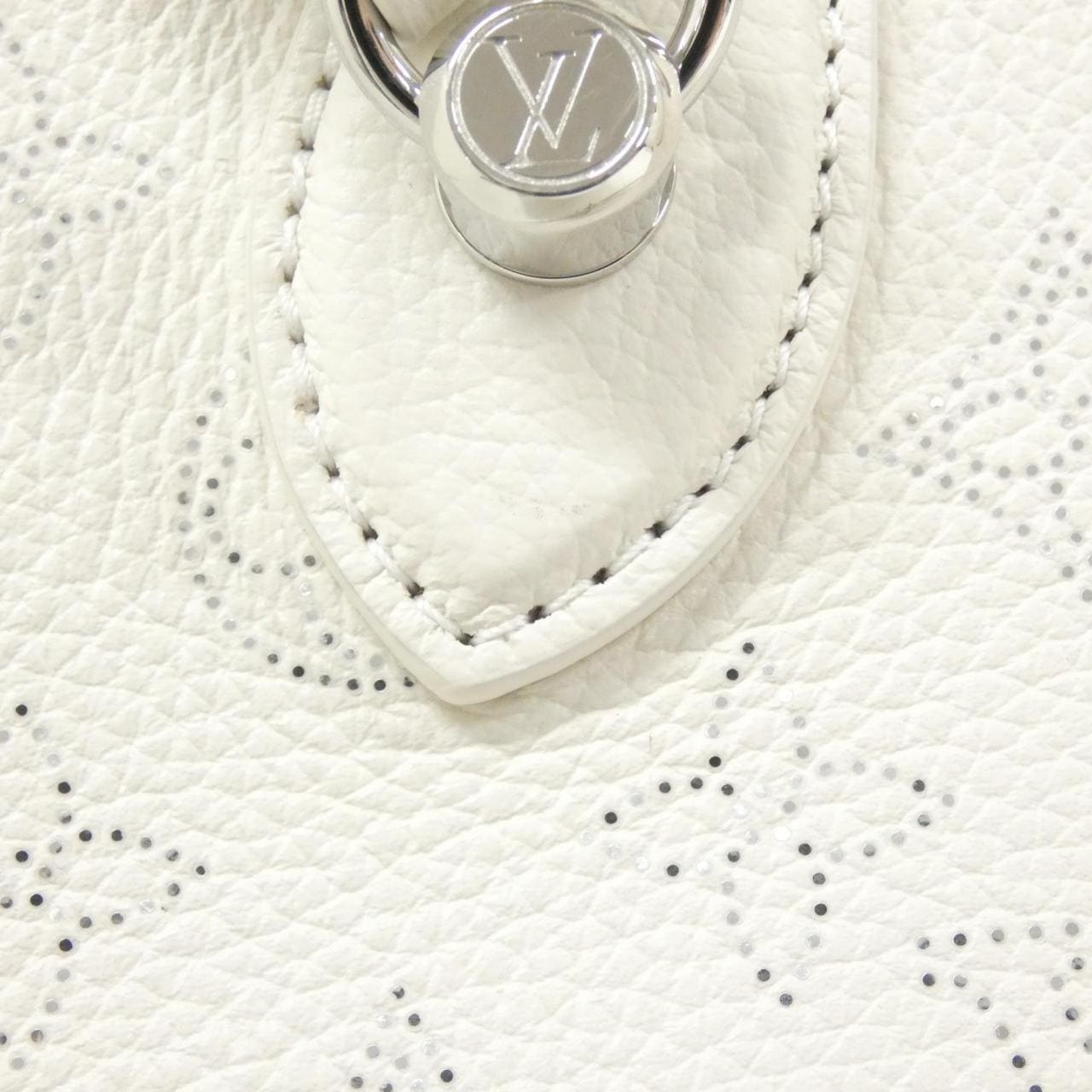 ルイヴィトン マヒナ ブロッサム PM M11842 バッグ