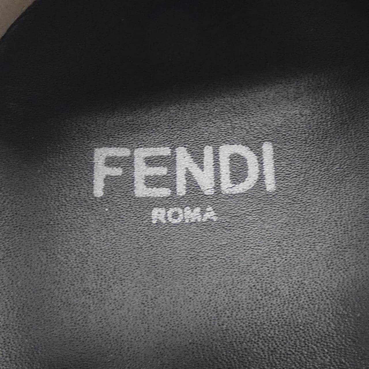 フェンディ FENDI スニーカー