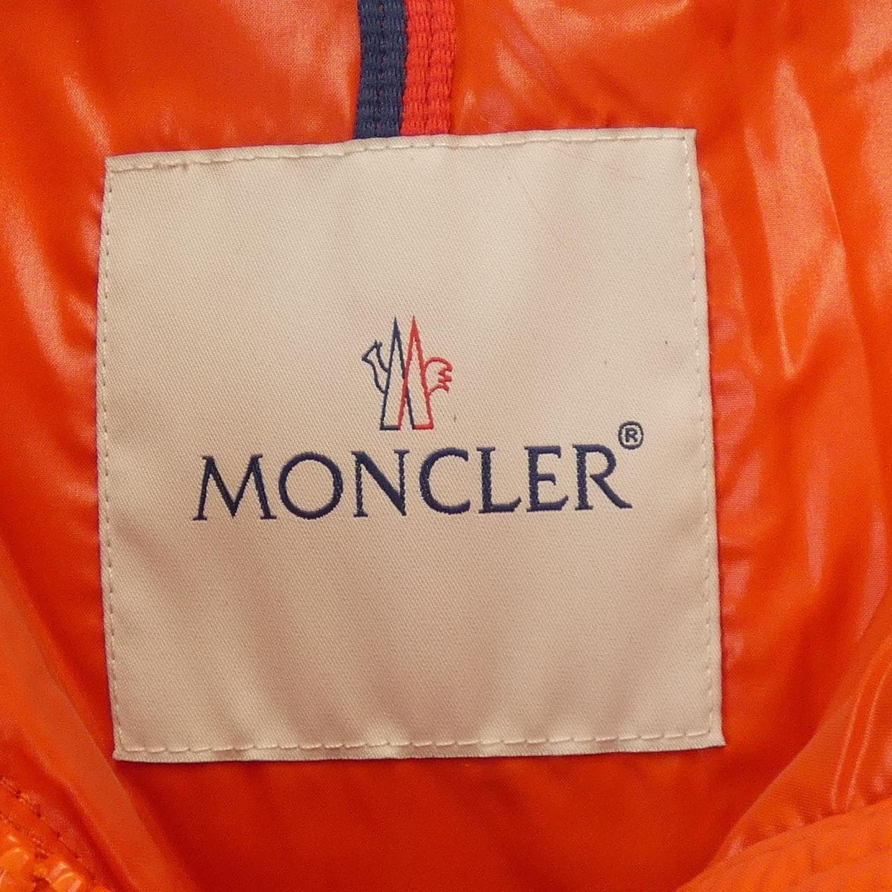 モンクレール MONCLER ダウンジャケット