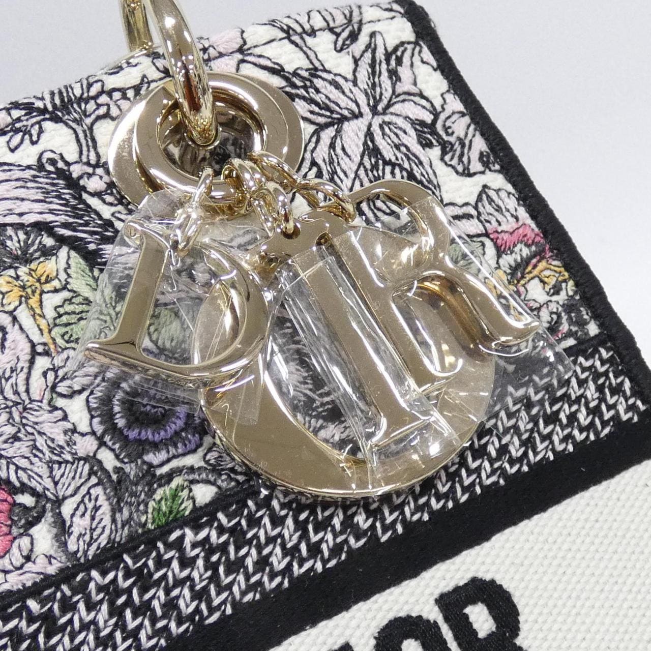 クリスチャンディオール DIOR AROUND THE WORLD レディ D-ライト ミディアム M0565OEDO バッグ