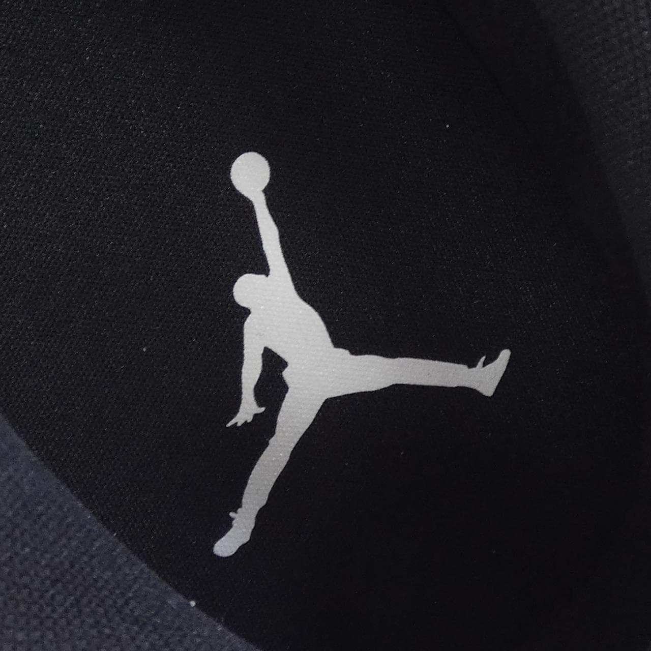 ナイキ NIKE HJ6777-106 スニーカー