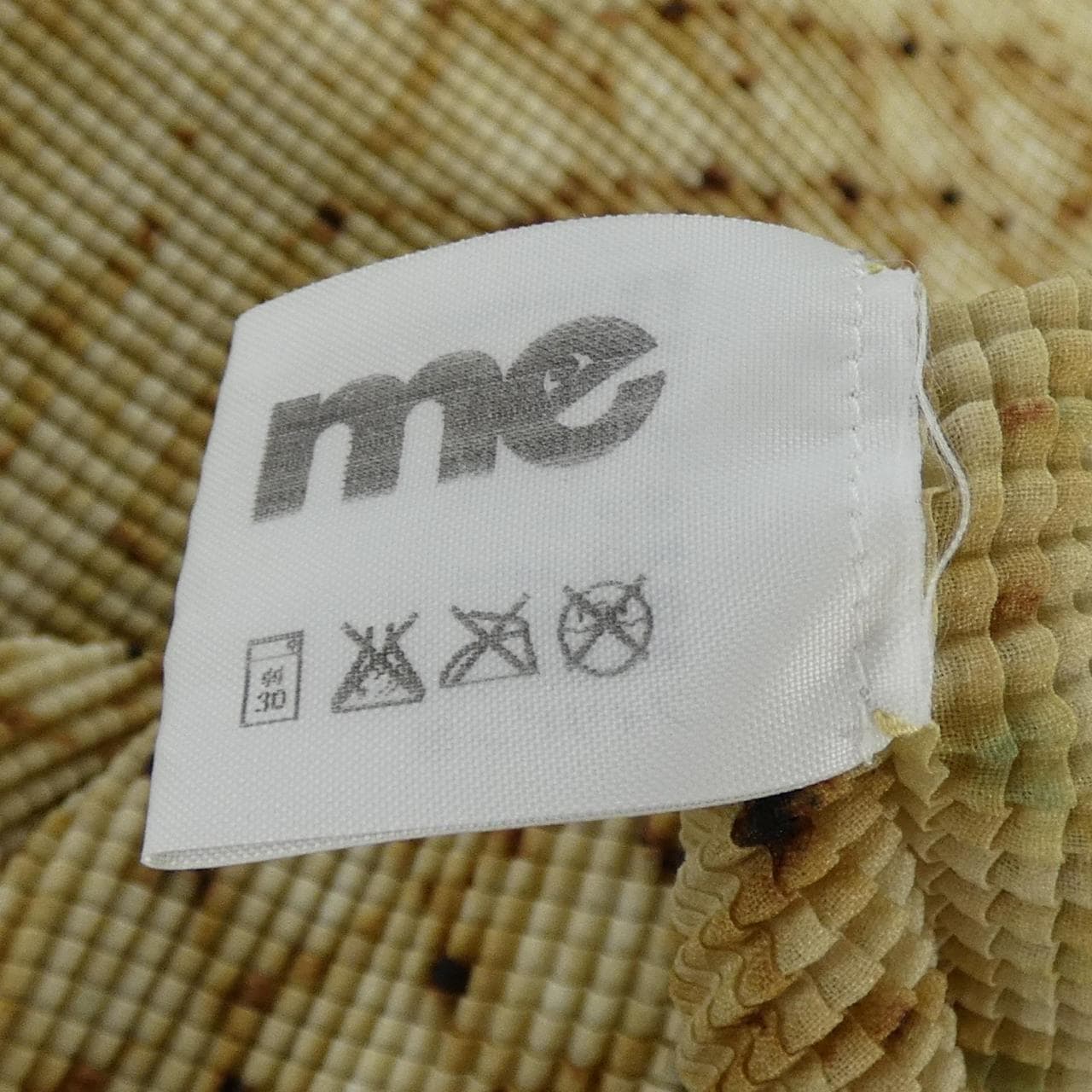 ミーイッセイミヤケ me ISSEY MIYAKE MI63FJ531 トップス