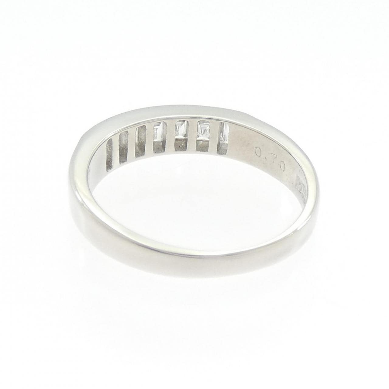 PT900 ダイヤモンド リング 0.70CT