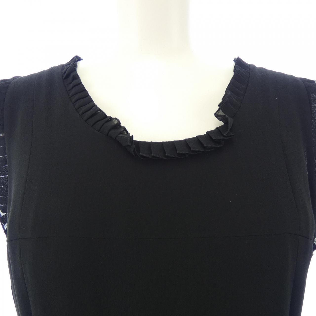 【ヴィンテージ】シャネル CHANEL P19718V02158 02A ワンピース