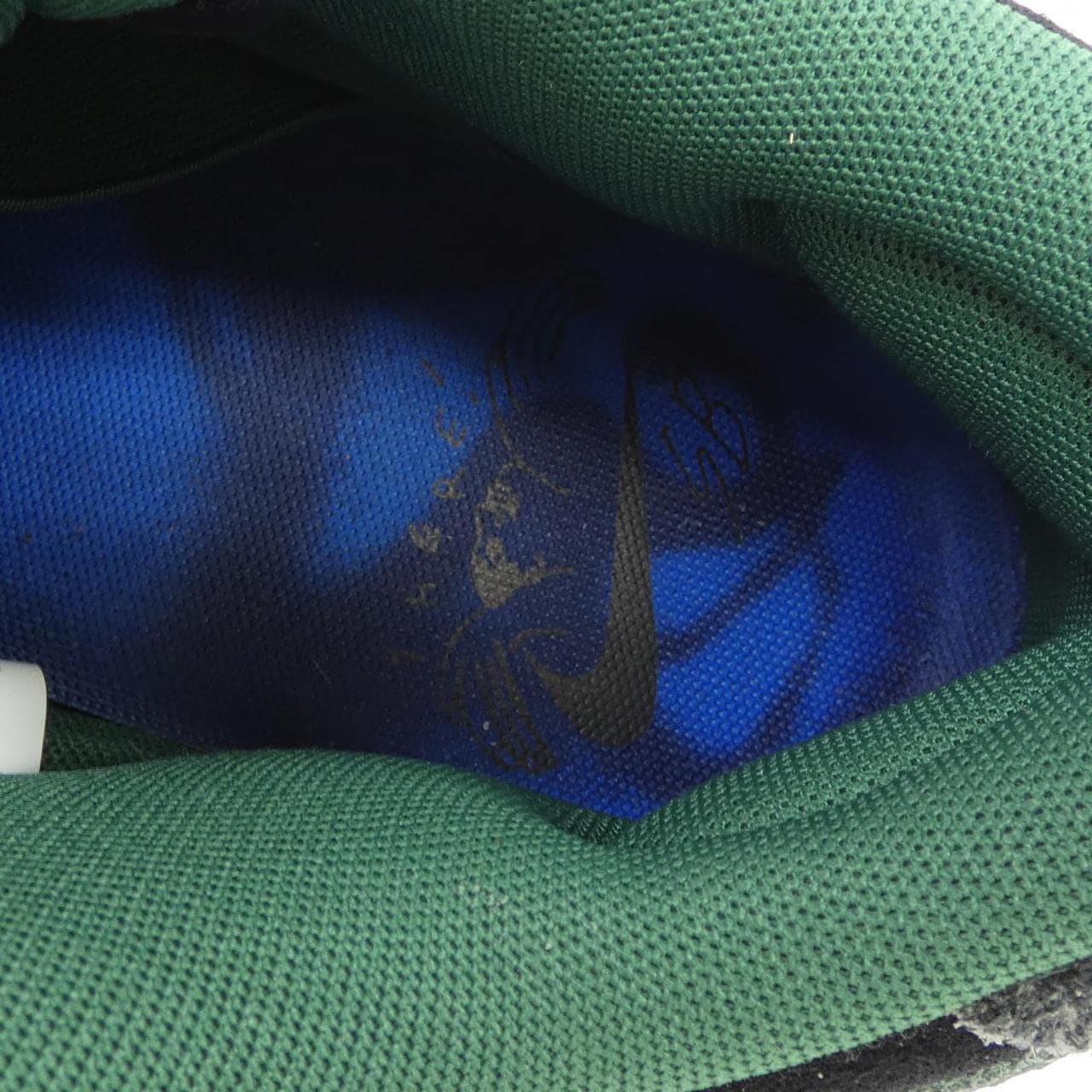 ナイキ NIKE HF7743-001 スニーカー