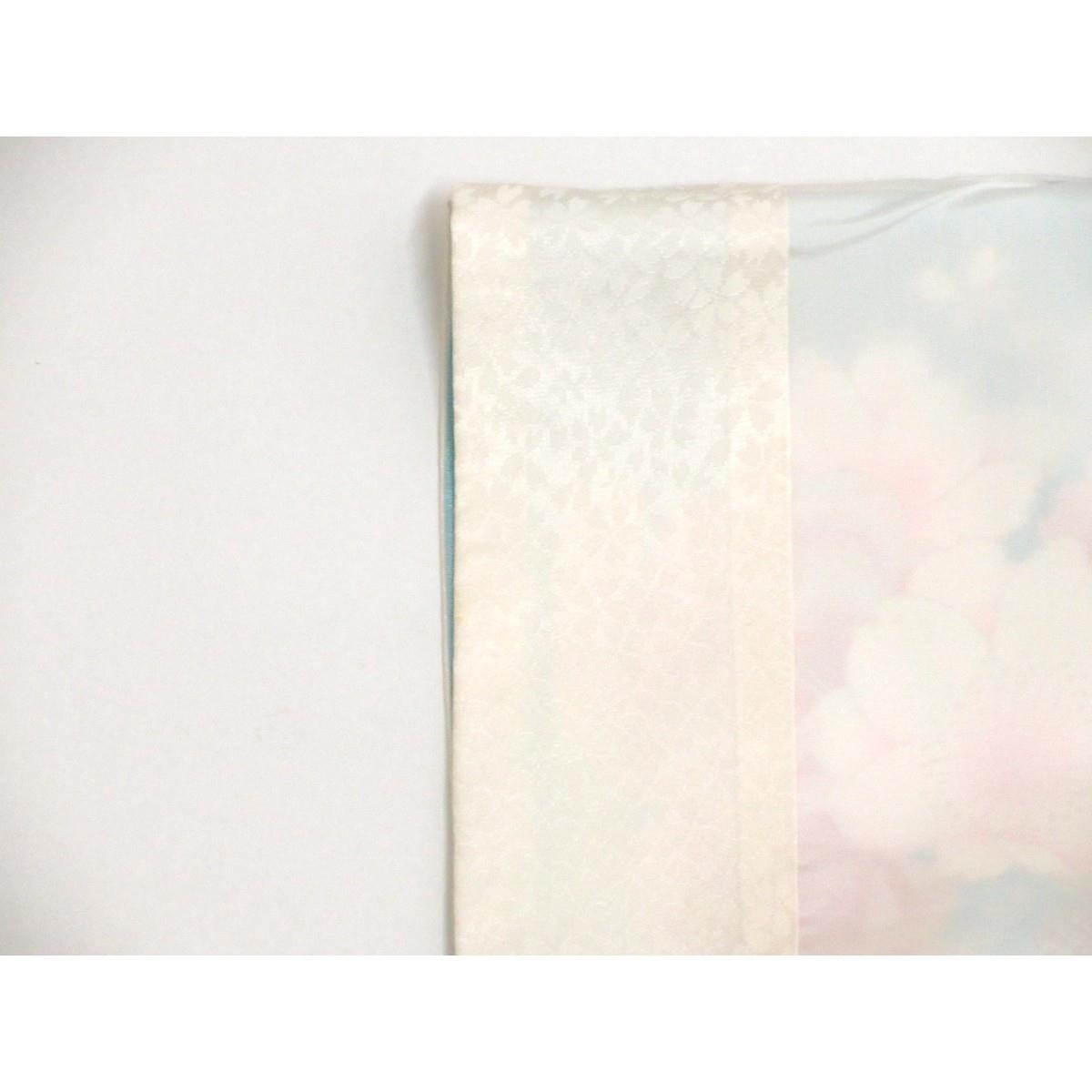振袖　友禅金彩加工　刺繍入りボカシ染　裄丈Ｓ寸