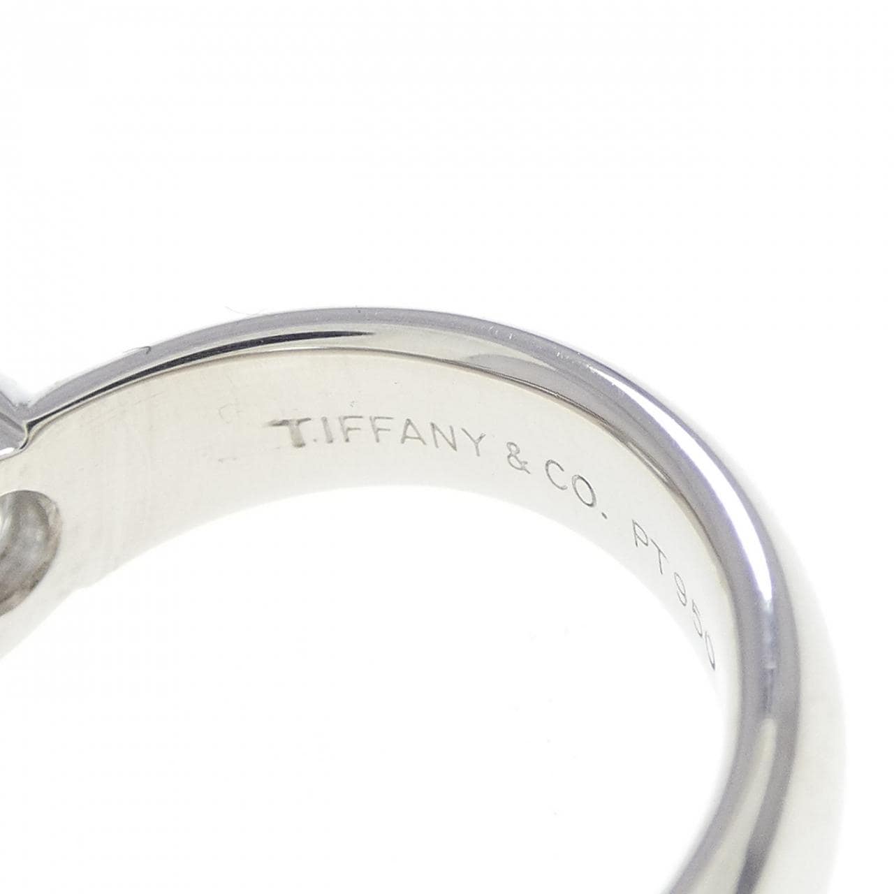 ティファニー ドッツ リング 0.59CT G VS1