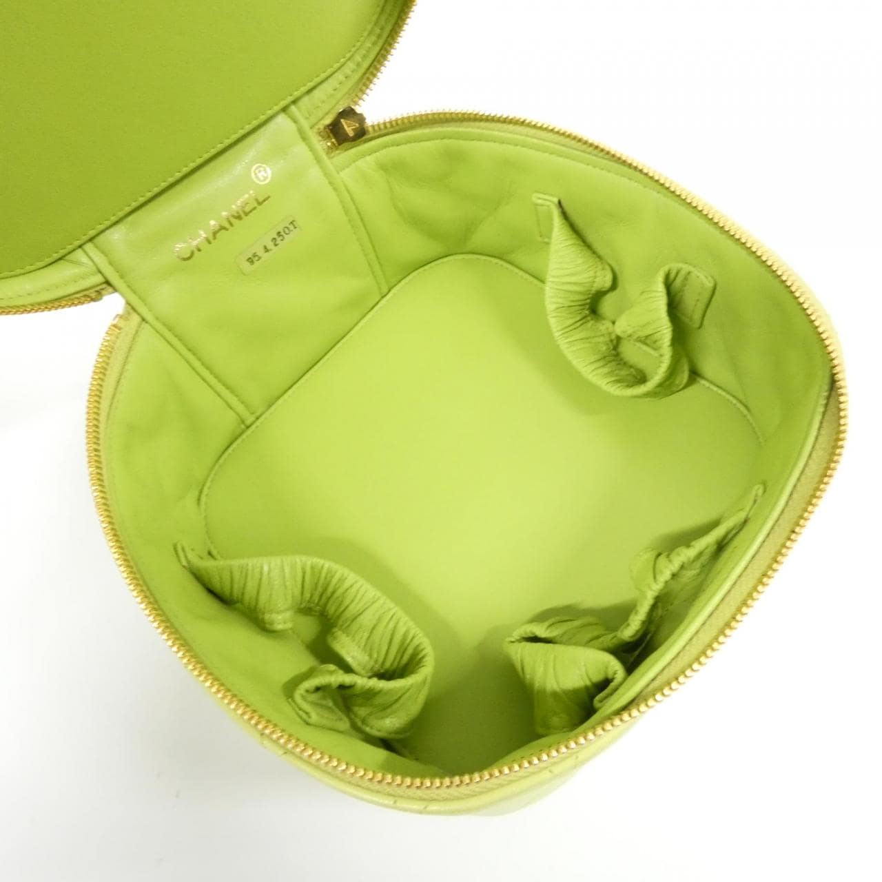 シャネル バッグ