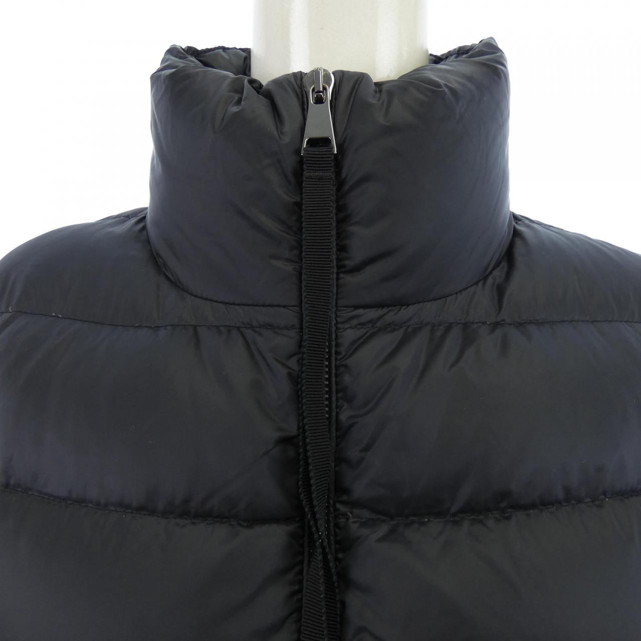 モンクレール MONCLER 20939B51100 ダウンジャケット