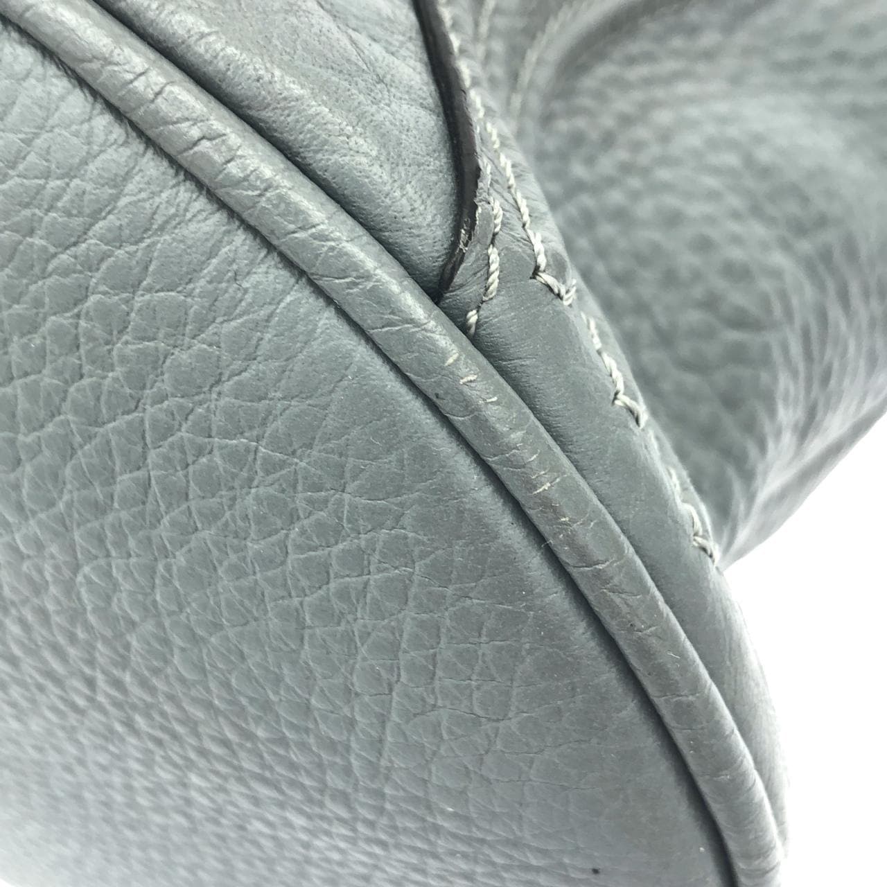 クリスチャンルブタン バッグ