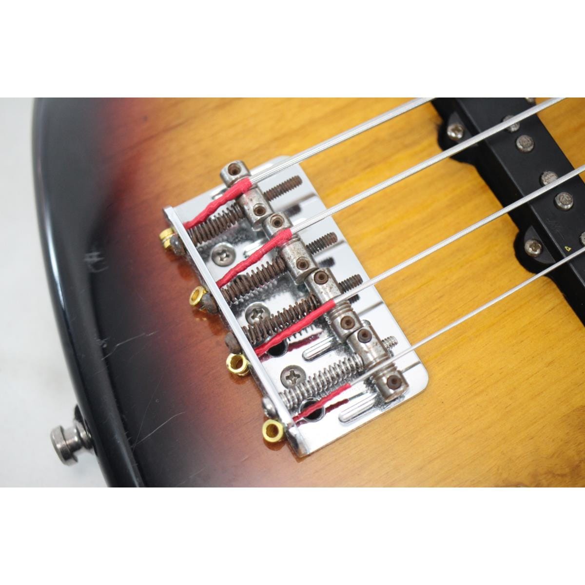 FENDER AMERICAN DLX JB FRETLESS