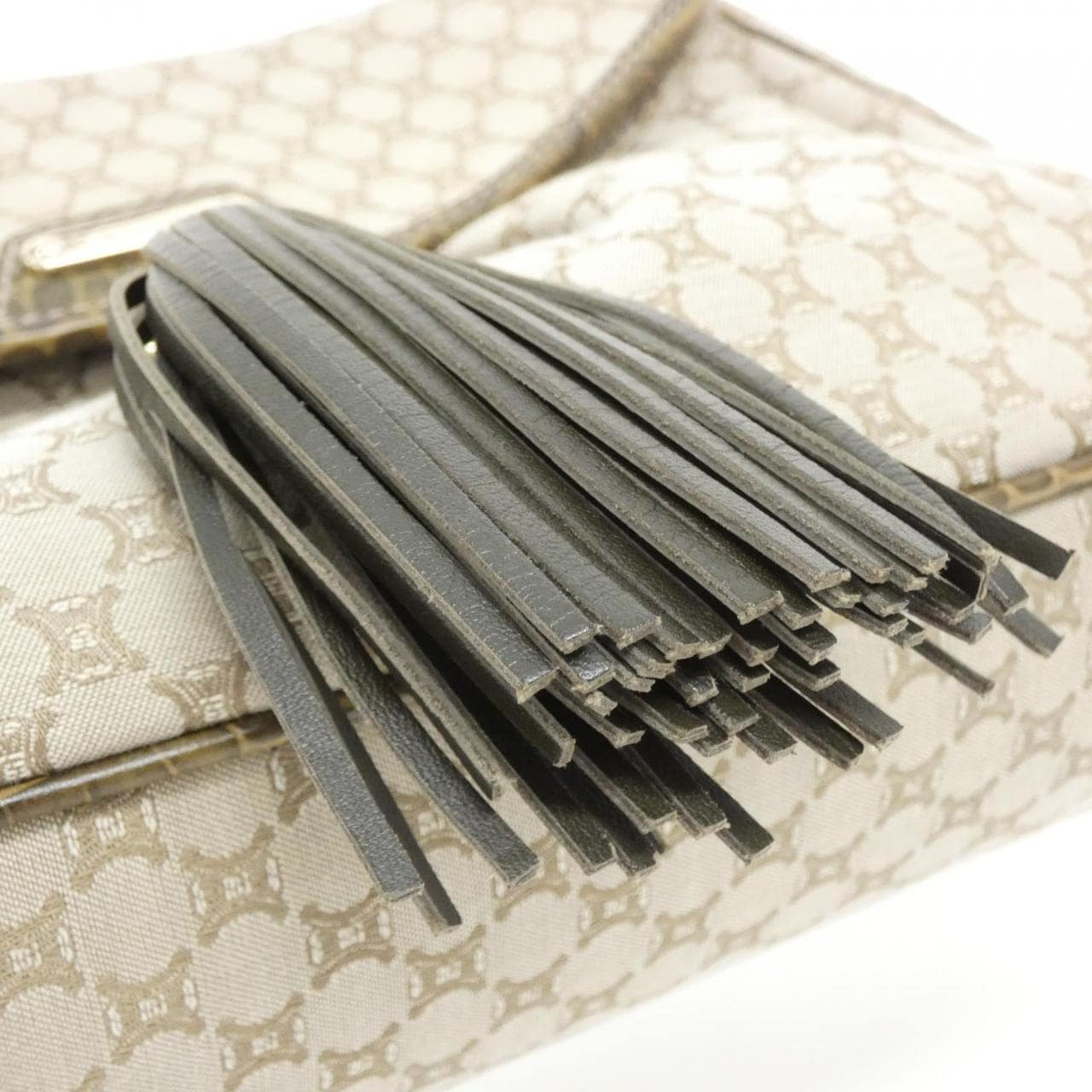 セリーヌ ショルダーバッグ