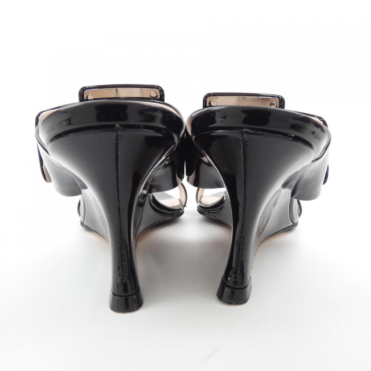 ロジェヴィヴィエ ROGER VIVIER サンダル