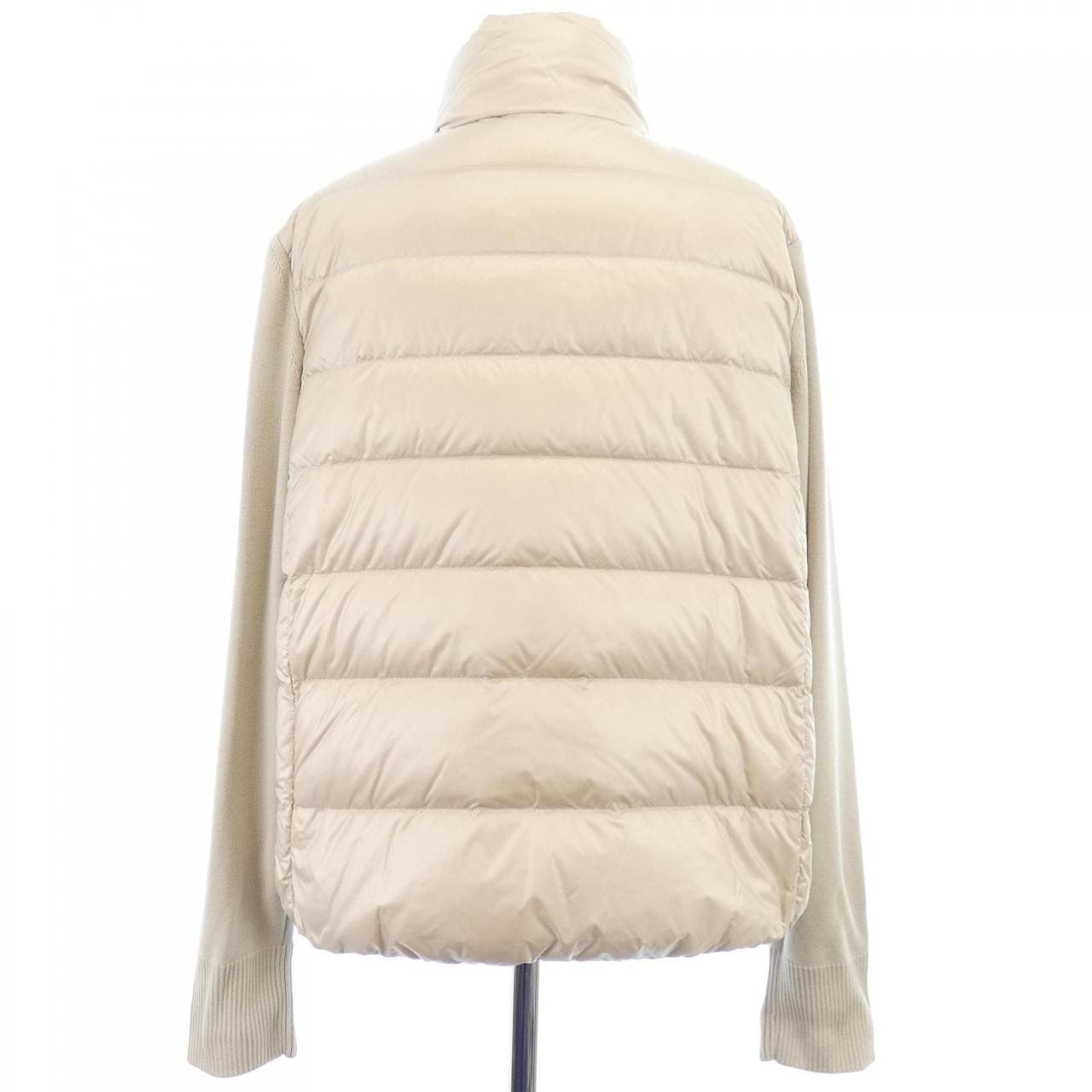 【新品】モンクレール MONCLER K20939B00024 ダウンジャケット