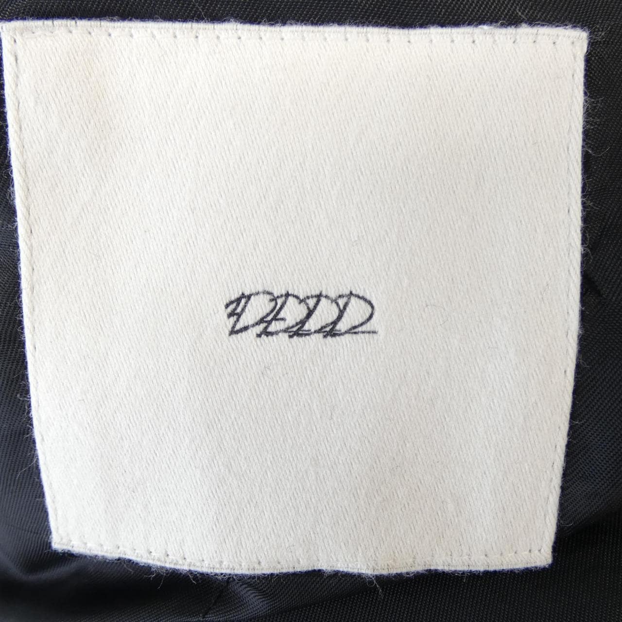 DDDD 0723001 ジャケット